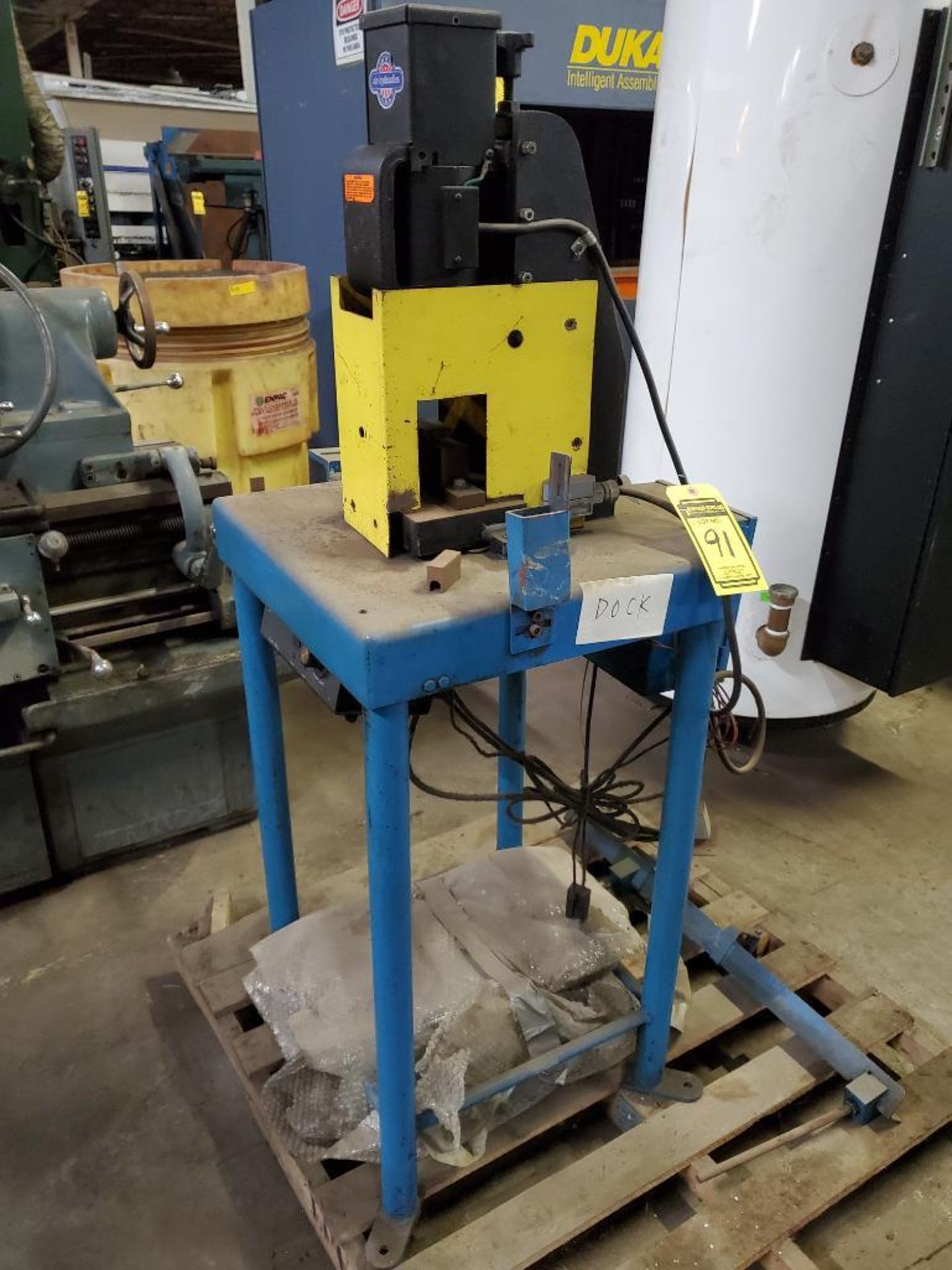 Air Hydraulics Pneumatic Bench Top Shear Press