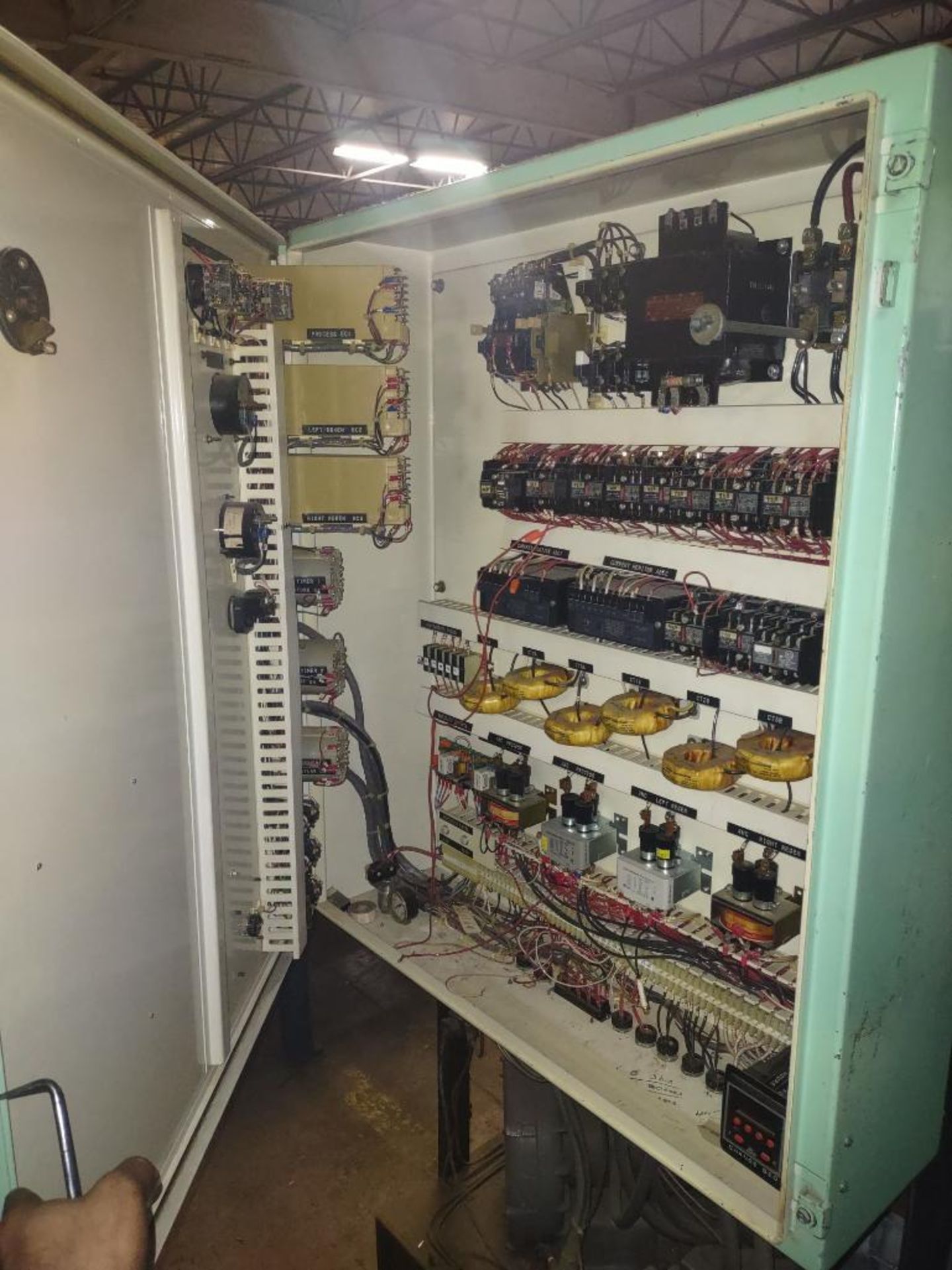 Electrical Control Cabinet w/ Solid State Rotary Cam Switches & Portable Vacuum Pump - Image 7 of 13