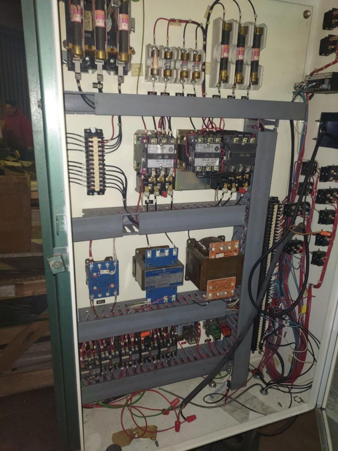 Electrical Control Cabinet w/ Solid State Rotary Cam Switches & Portable Vacuum Pump - Image 9 of 13