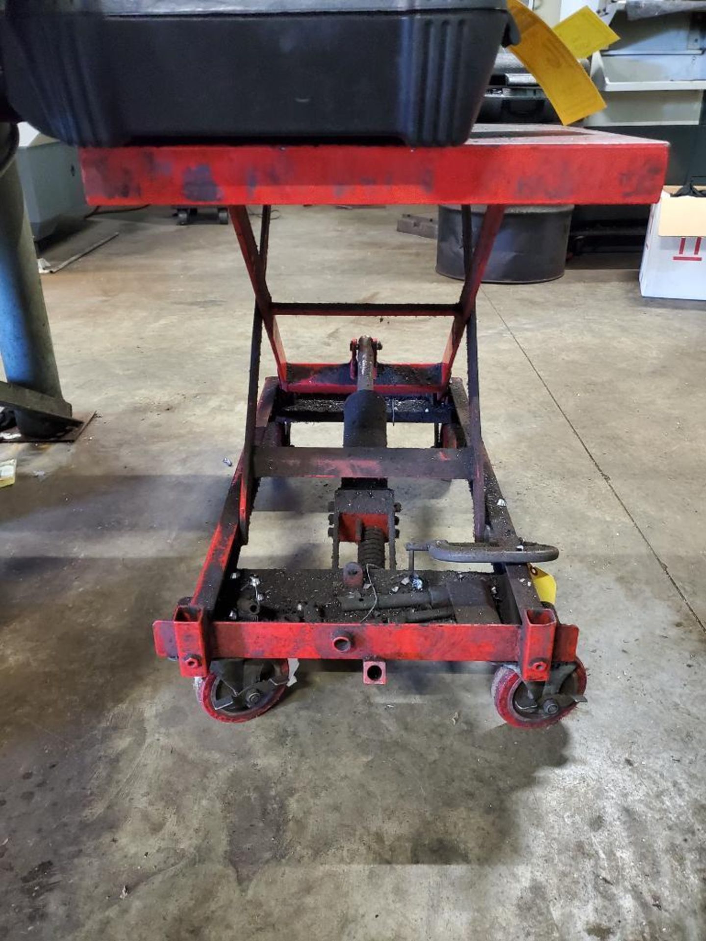 Scissor Lift Table - Image 3 of 4