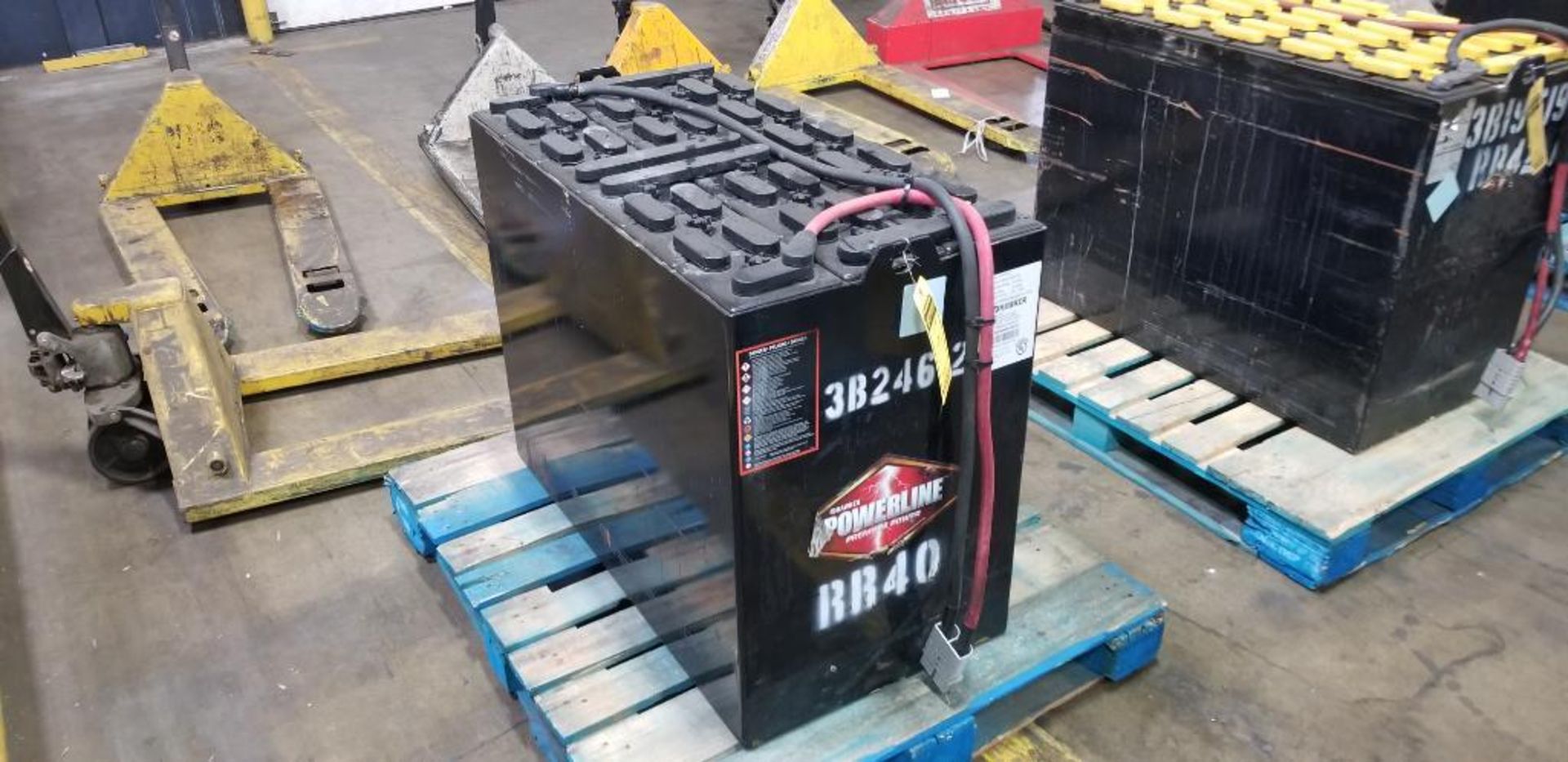 Hawker Powerline Battery, EO-583, 36v, 1000A.H., Battery Weight: 2,895 LB., 38" L x 20" W x 31" H ($ - Image 2 of 5