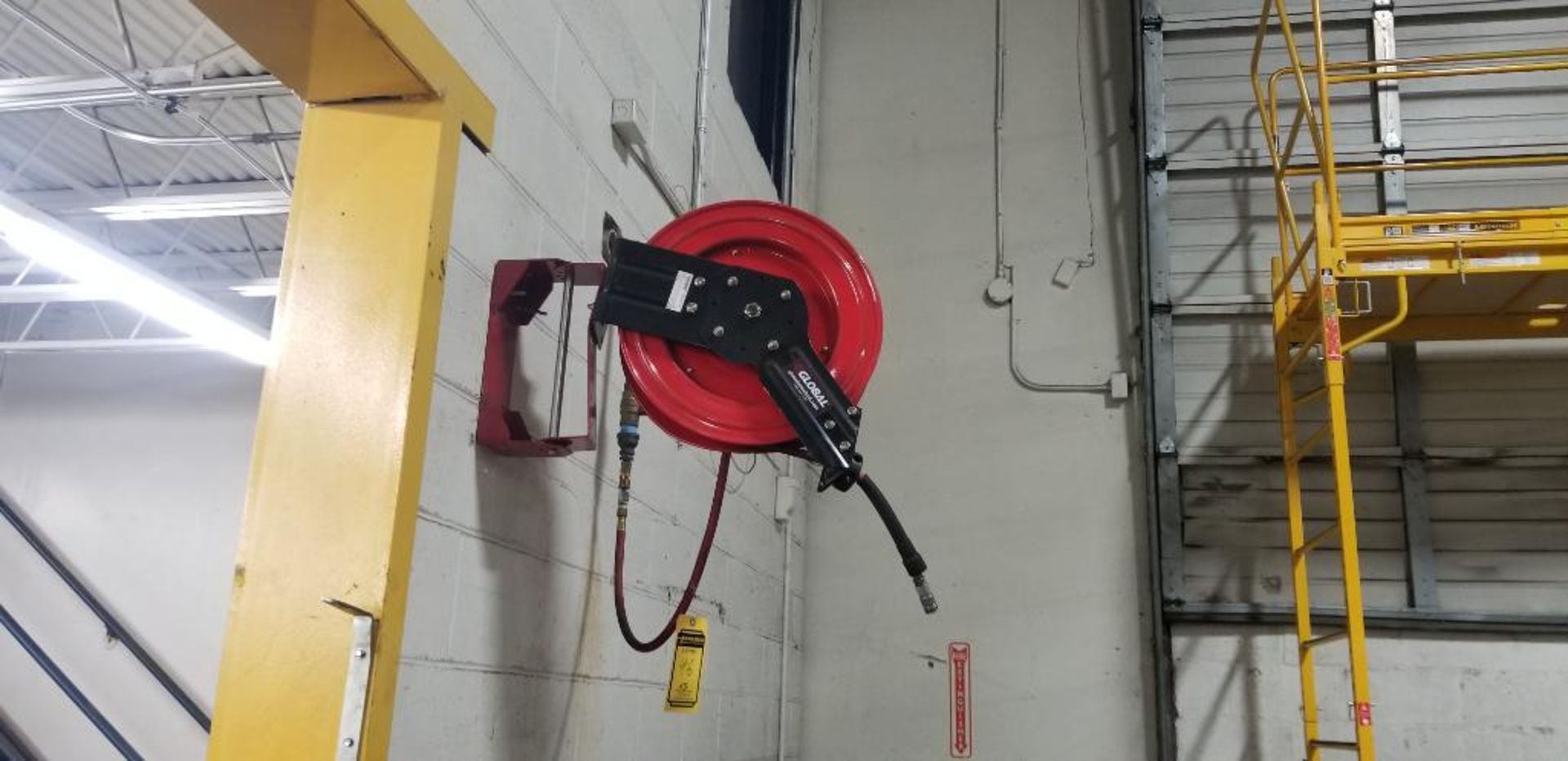 (4x) Global Industries Pneumatic Hose Reels - Image 10 of 11