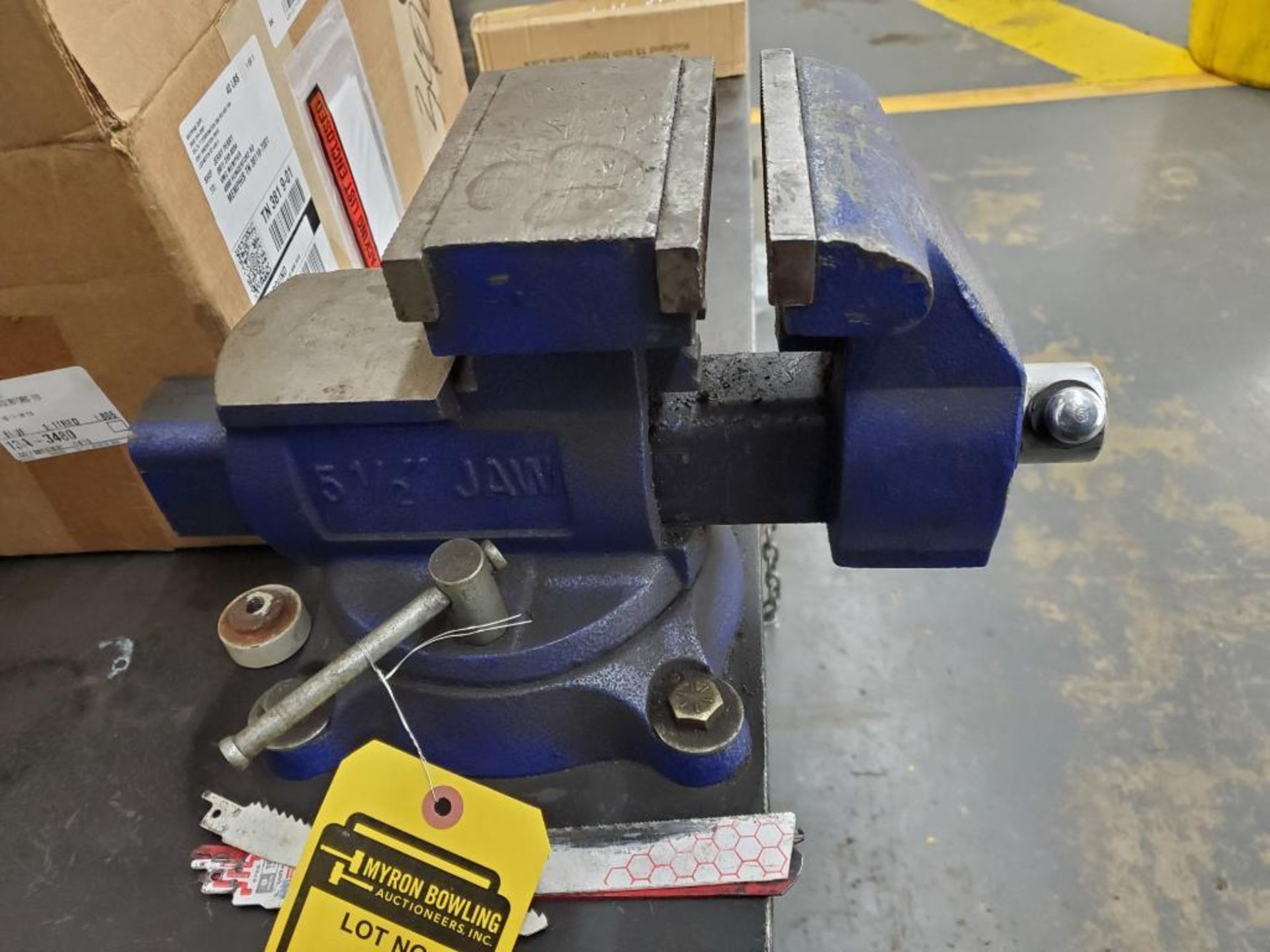 Steel Work Table w/ 5-1/2" Bench Vise - Image 3 of 6