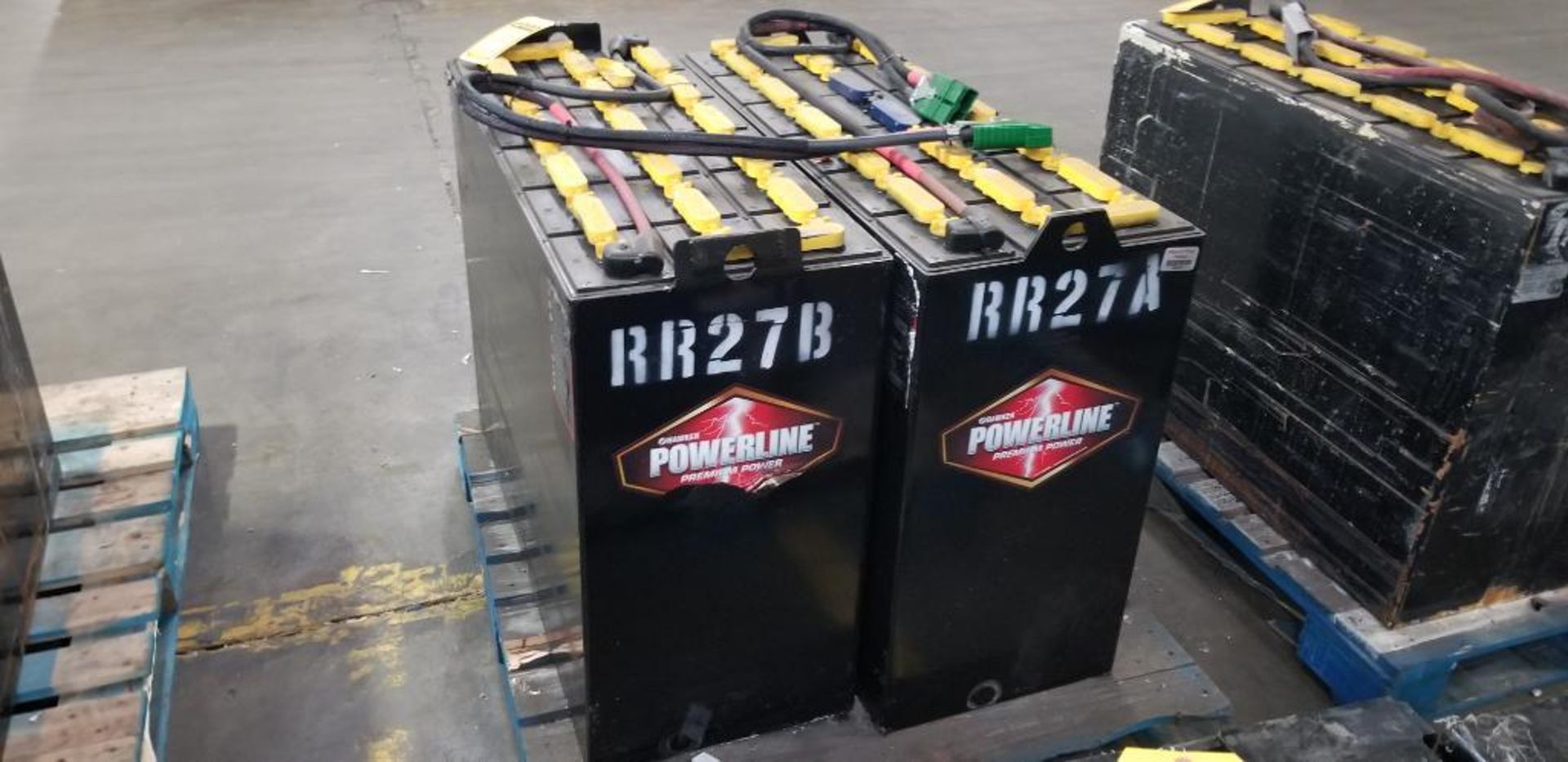 (2x) Hawker Powerline Batteries, EO-583, 36v, 750A.H., Battery Weight: 2,056 & 2,051 LB.,38" L x 16" - Image 3 of 7