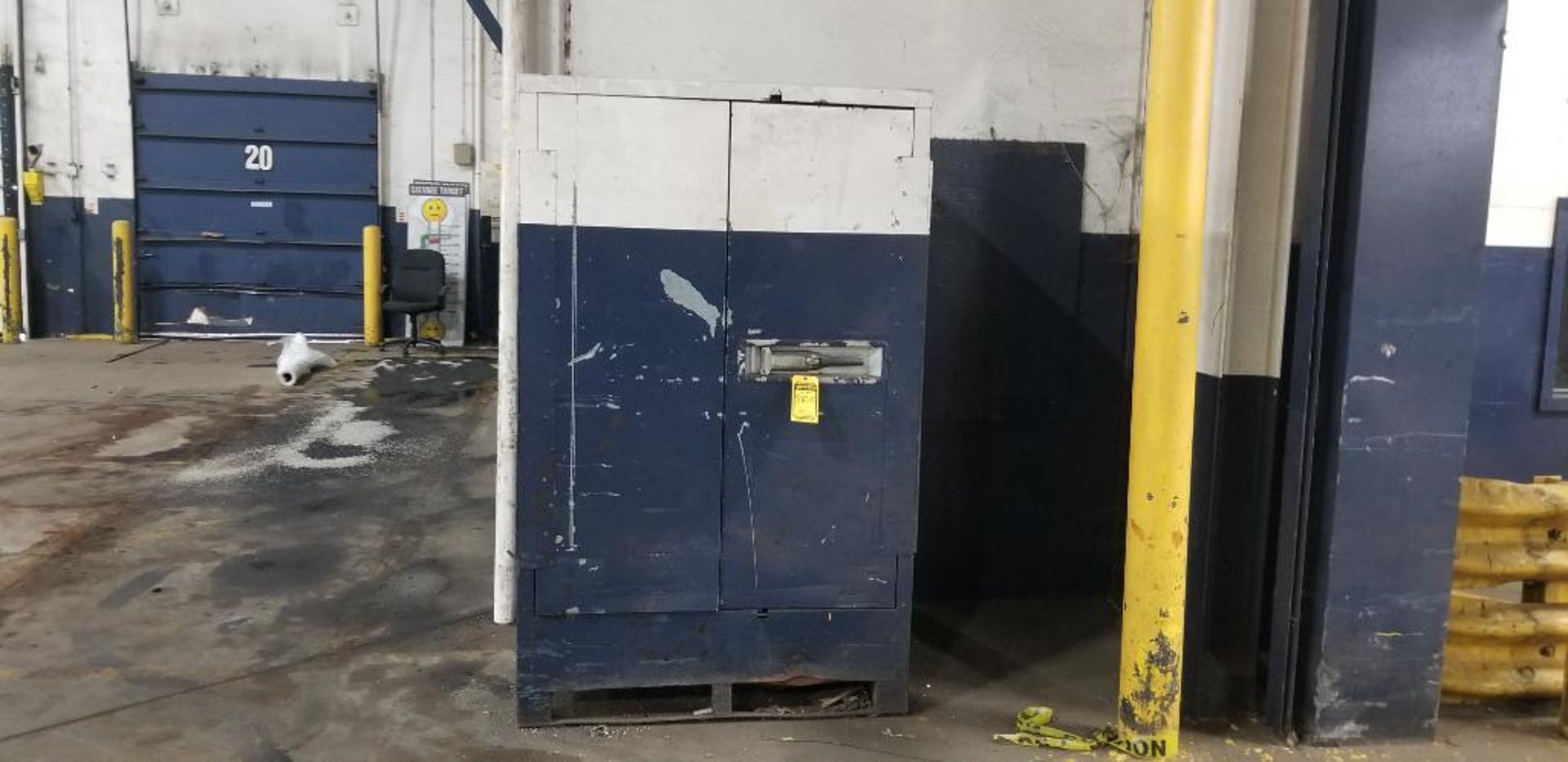 Steel Cabinet (No Contents) ($25 Loading Fee Will be Added to Buyers Invoice)