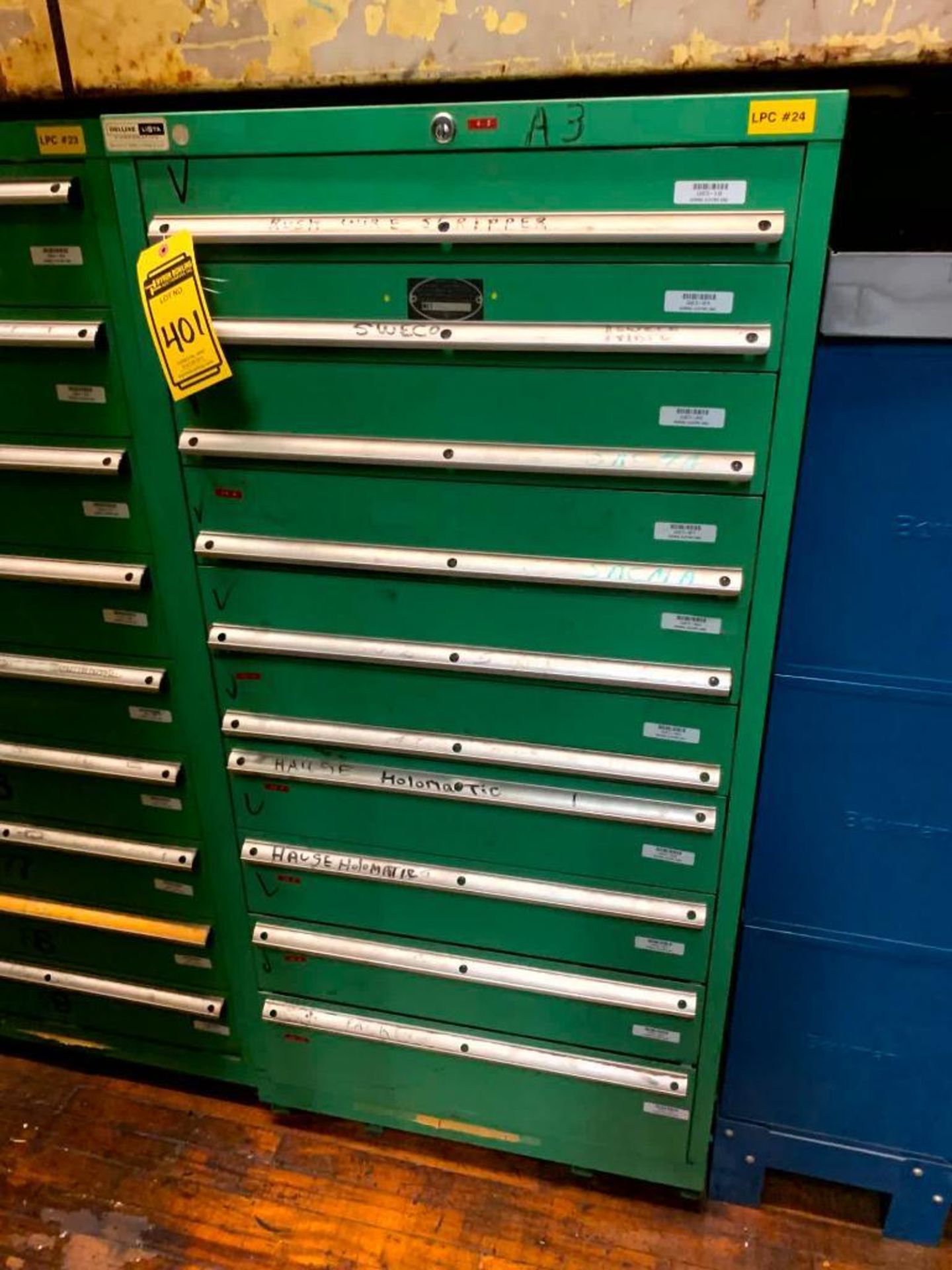 Lista 10-Drawer Cabinet: Assorted Machine Spare Parts