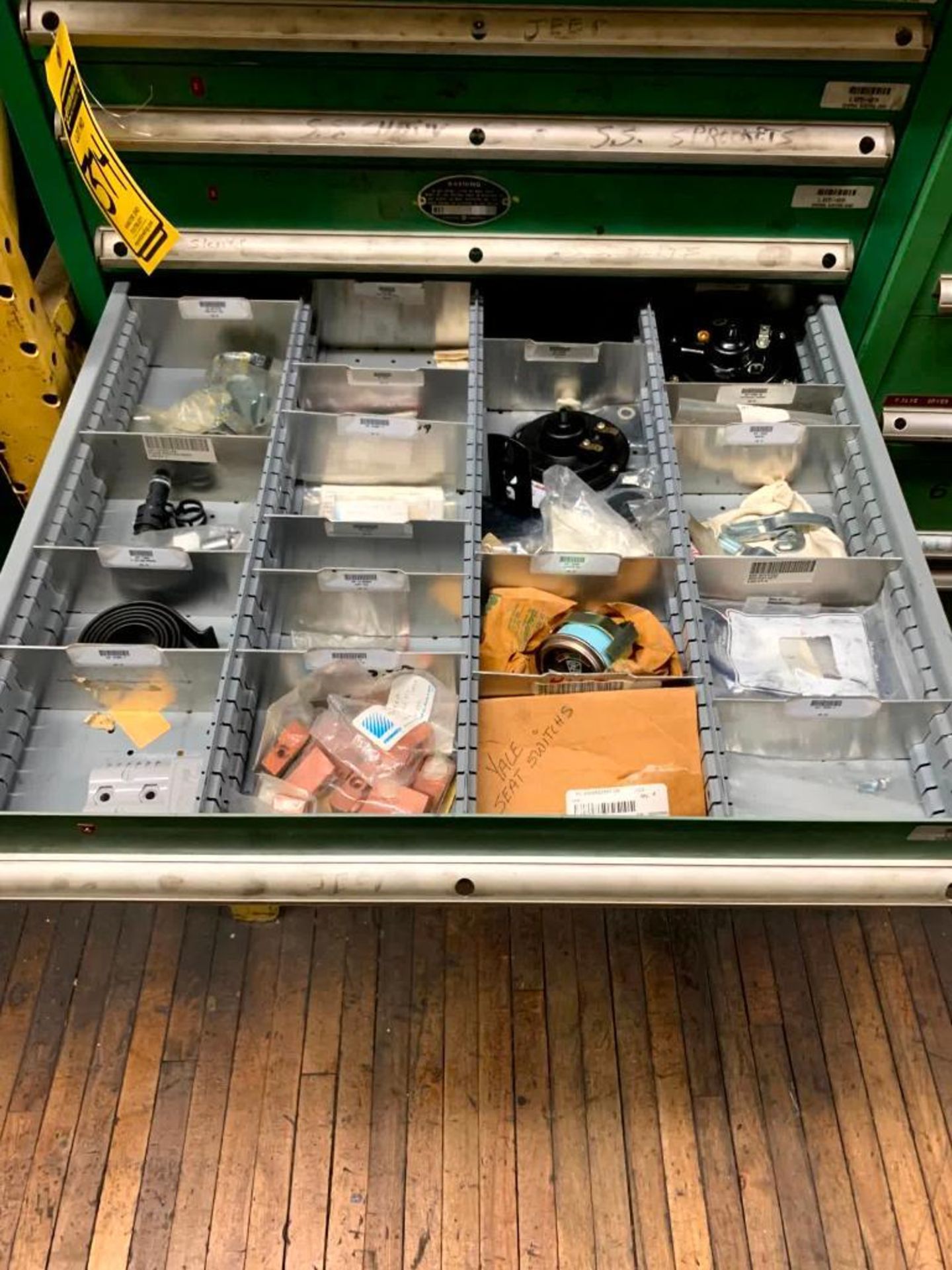 Lista 10-Drawer Cabinet: Fuses, Sprockets, Bushings, Controls, Bearings By MRC, Seal Master Mounted - Image 5 of 10