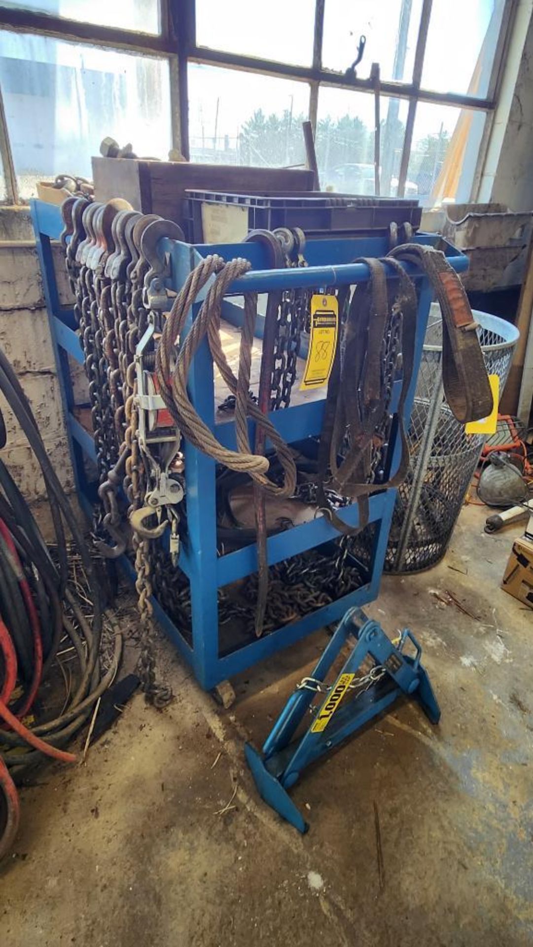 Steel Shop Cart w/ Content of Rigging Chains, Hooks, Eyebolts, Shackles, Rigging Harnesses - Image 2 of 5