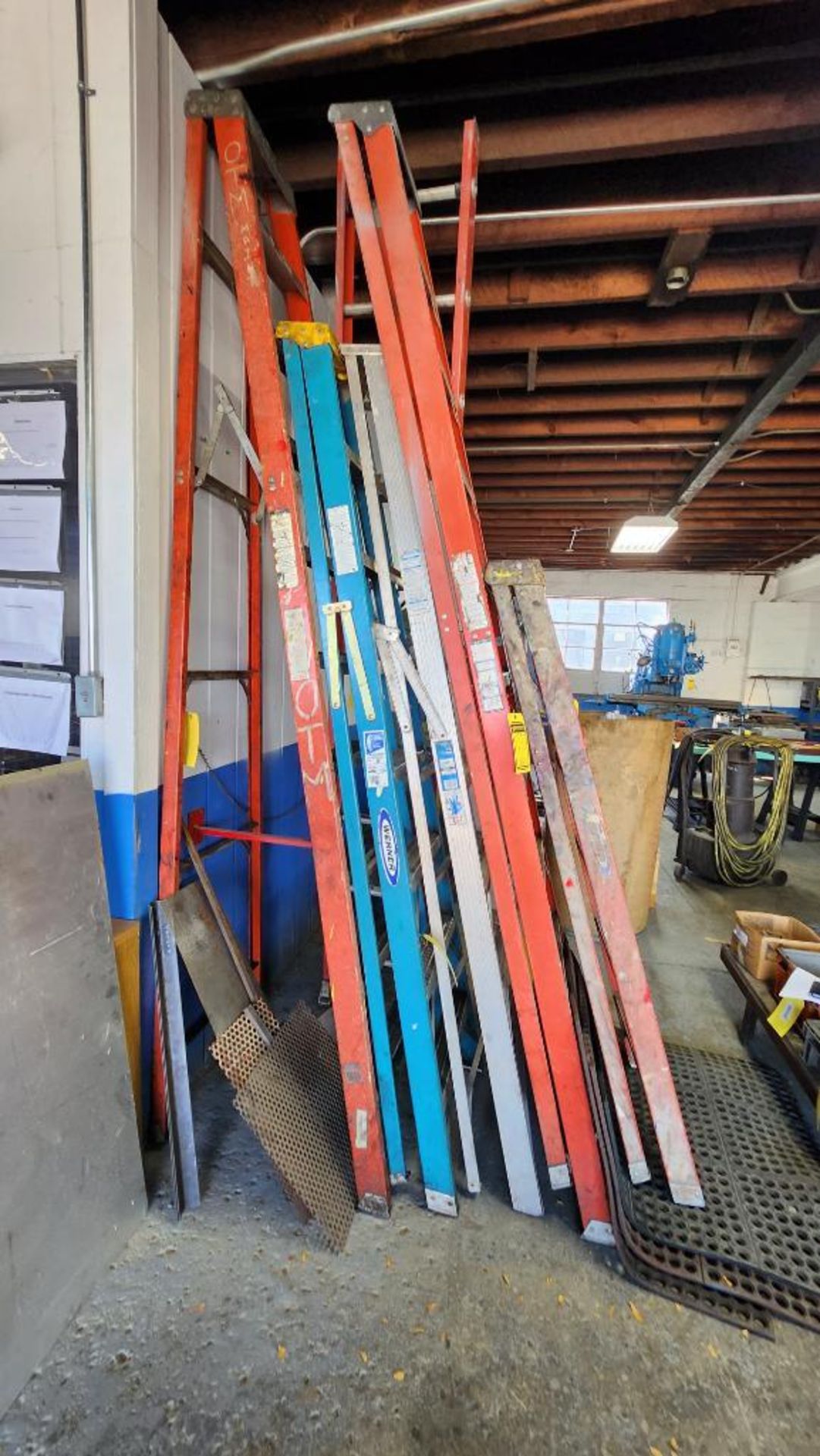 Assorted Fiberglass Ladders - Image 3 of 4