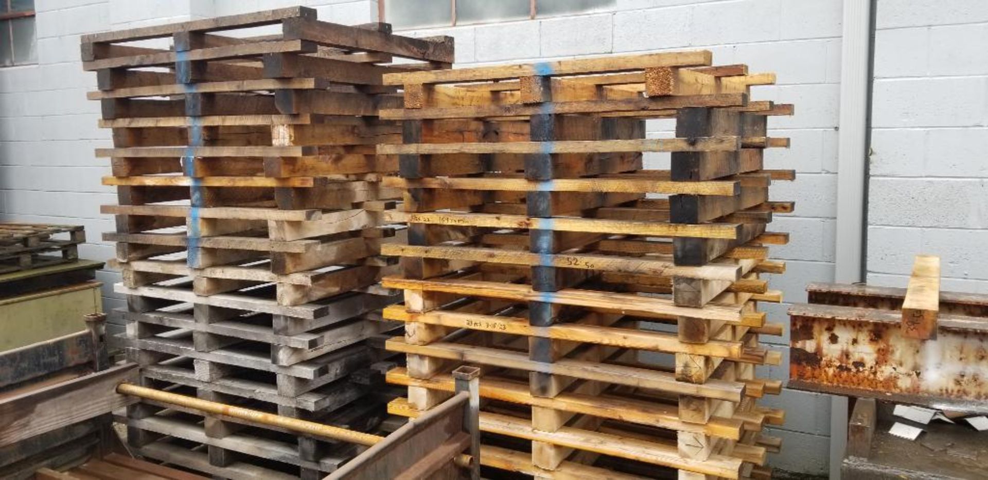 (9x) Stacks of Hardwood Skids & Dunnage - Image 5 of 8