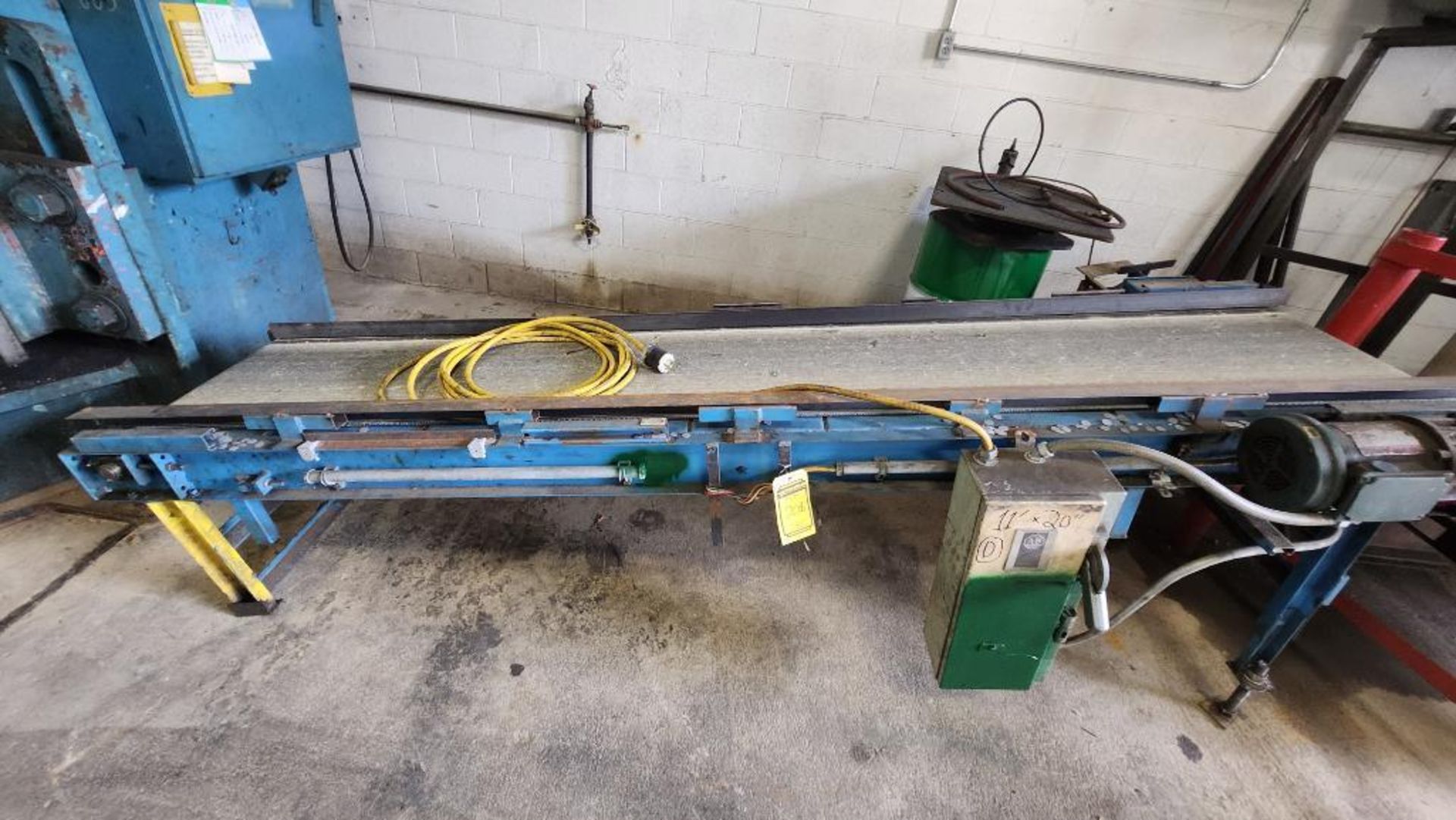 Belt Conveyor, 11' x 20"