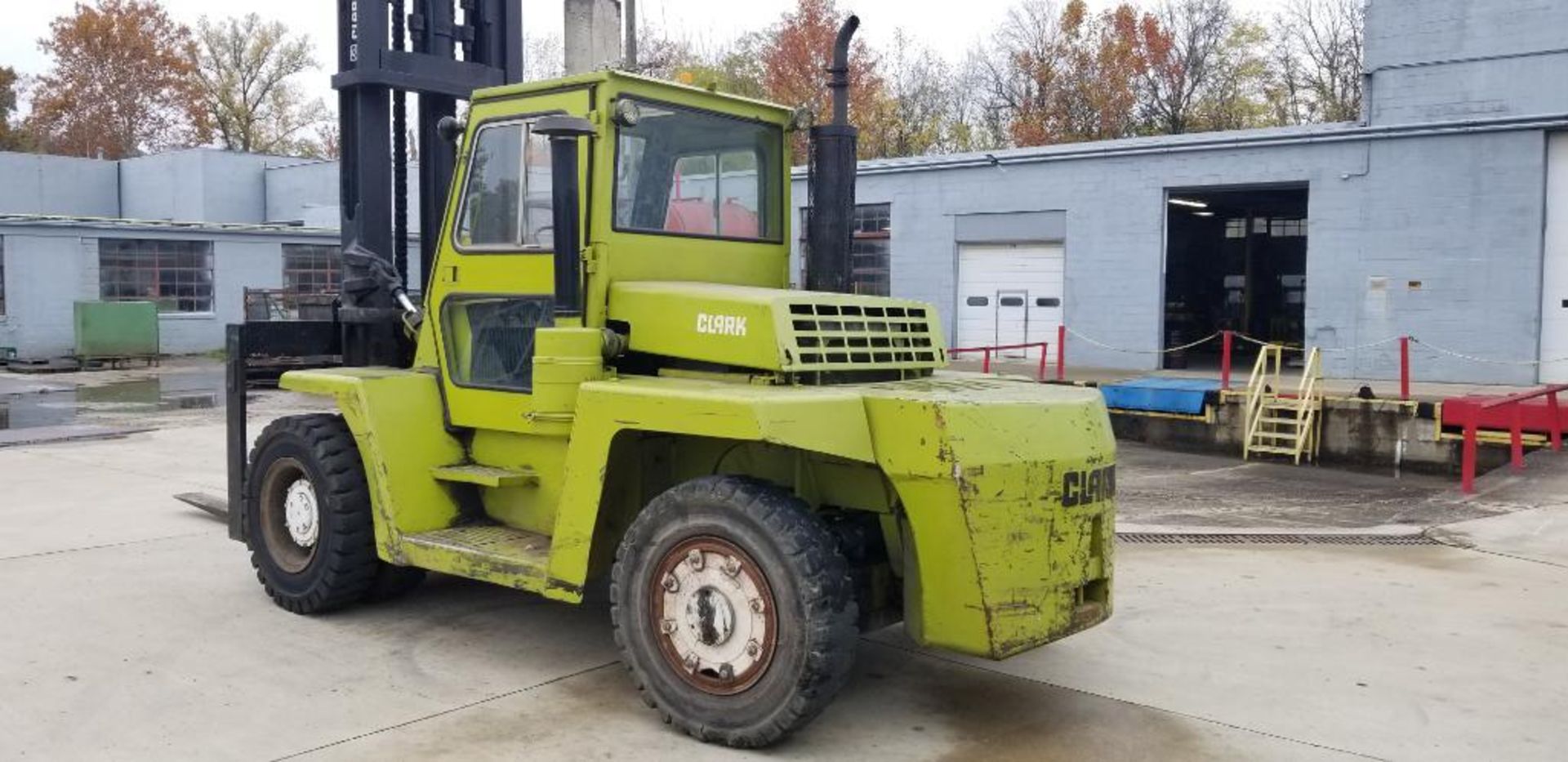 Clark Forklift Truck, Model C500YS-300PK, S/N YS1625-133-7015CB, Diesel, 30,000 LB. Capacity, 2-Stag - Image 5 of 9