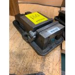 Kurt 6" Machine Vise