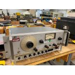 HP 652A Test Oscillator
