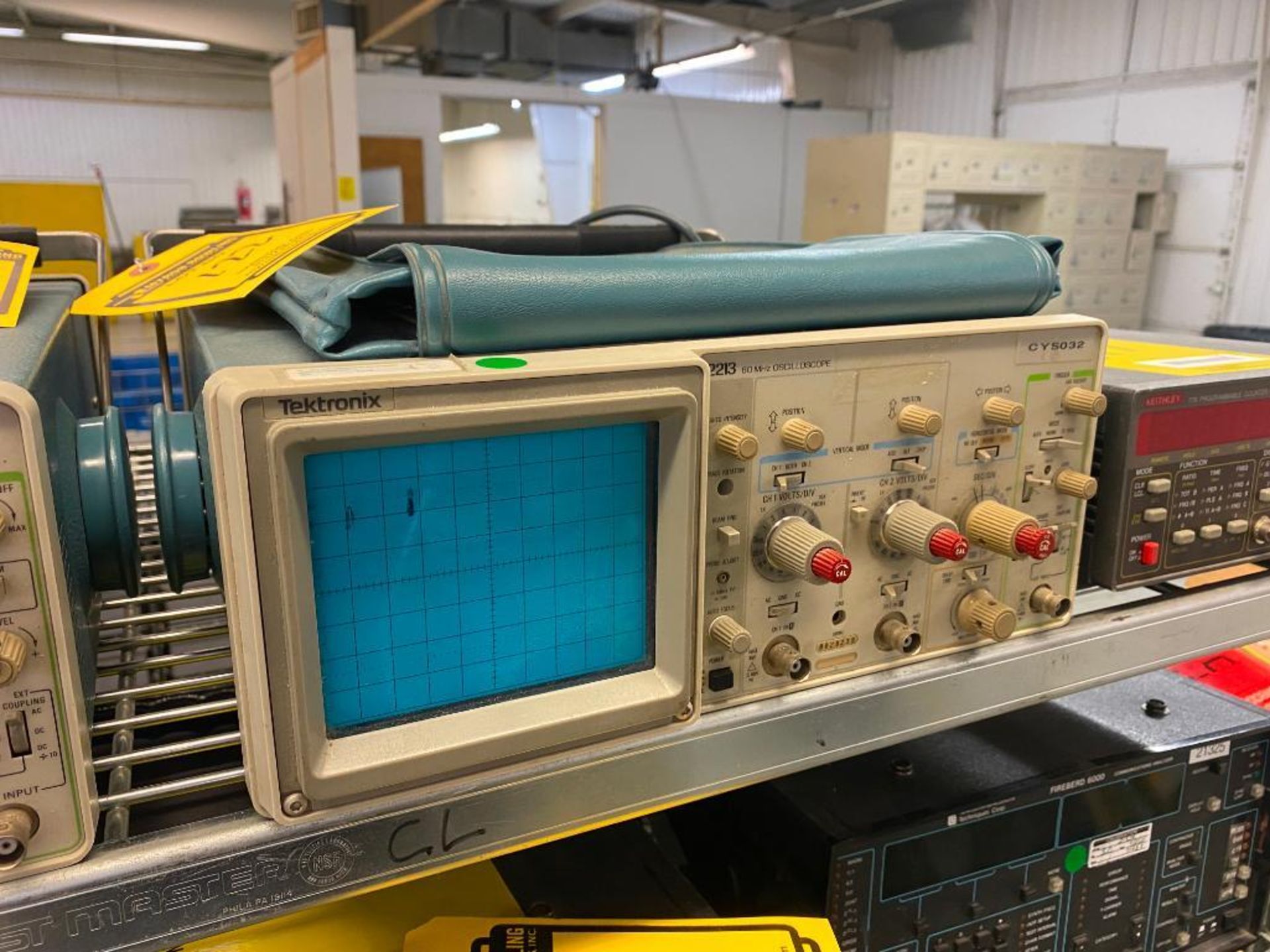 Tektronix 2213 Oscilloscope