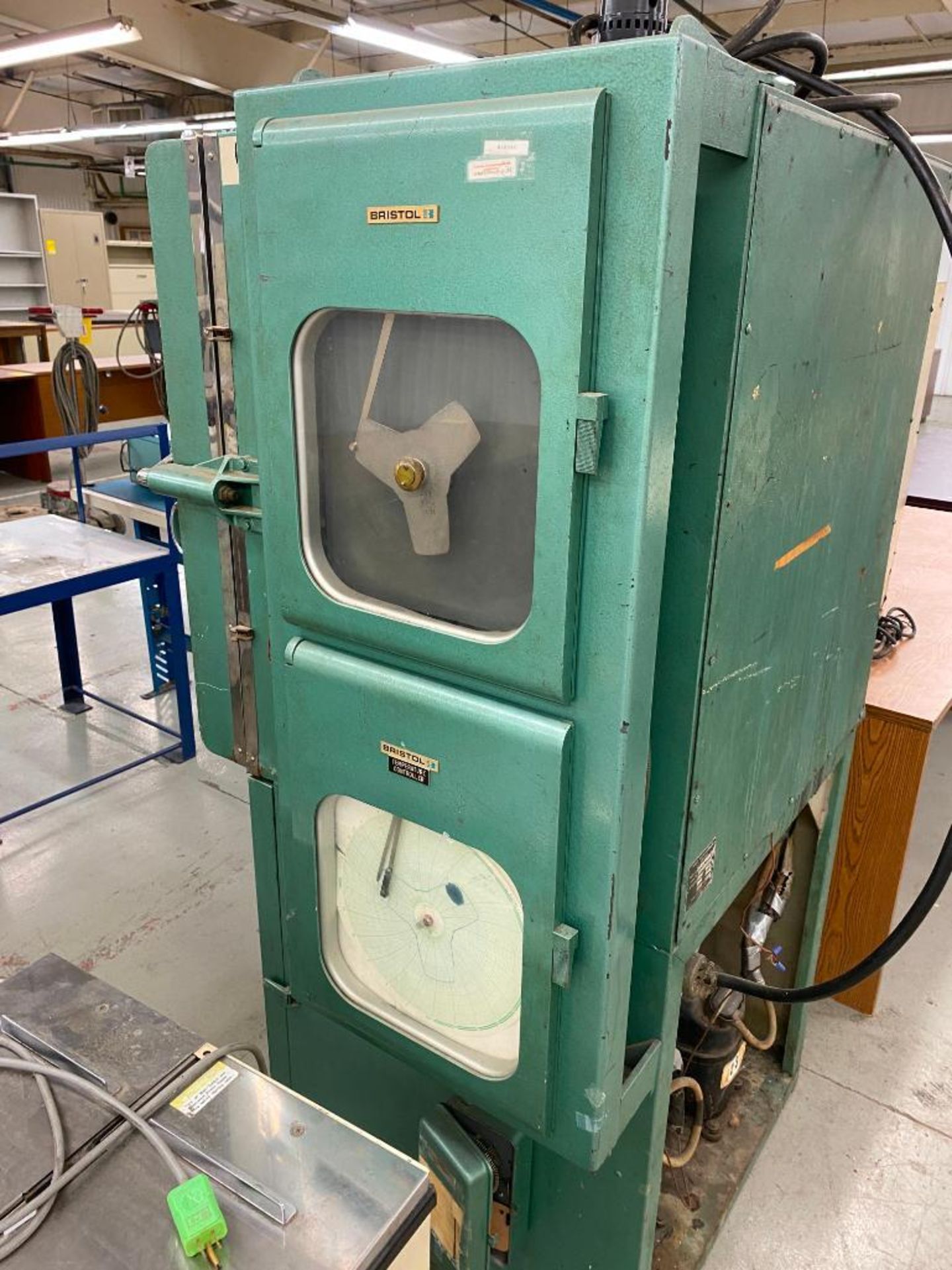 Tenney Environmental Test Chamber, Model T-5-110350, S/N 7140, Cooler & Oven - Image 4 of 5