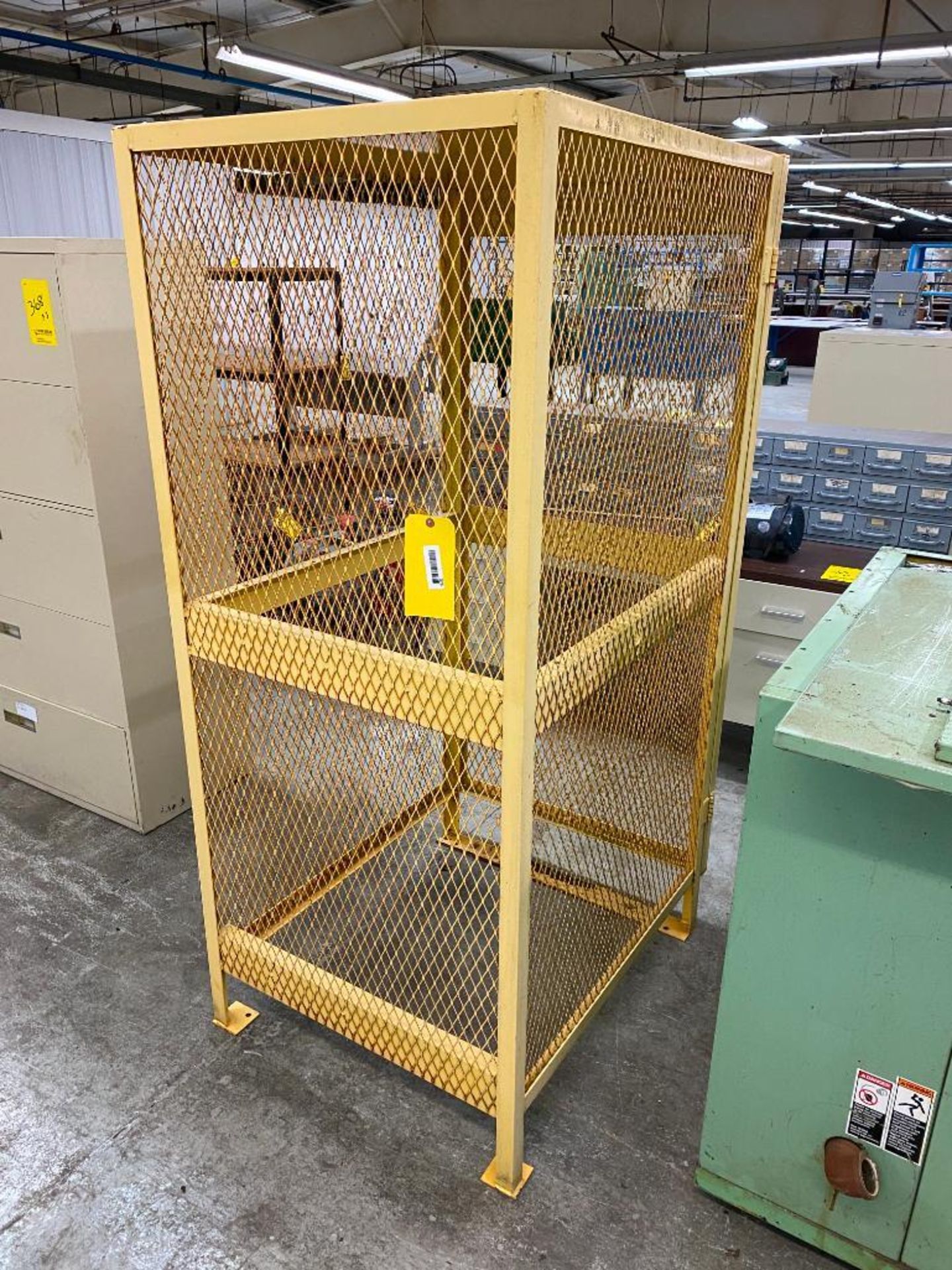Global Safety Storage Cage
