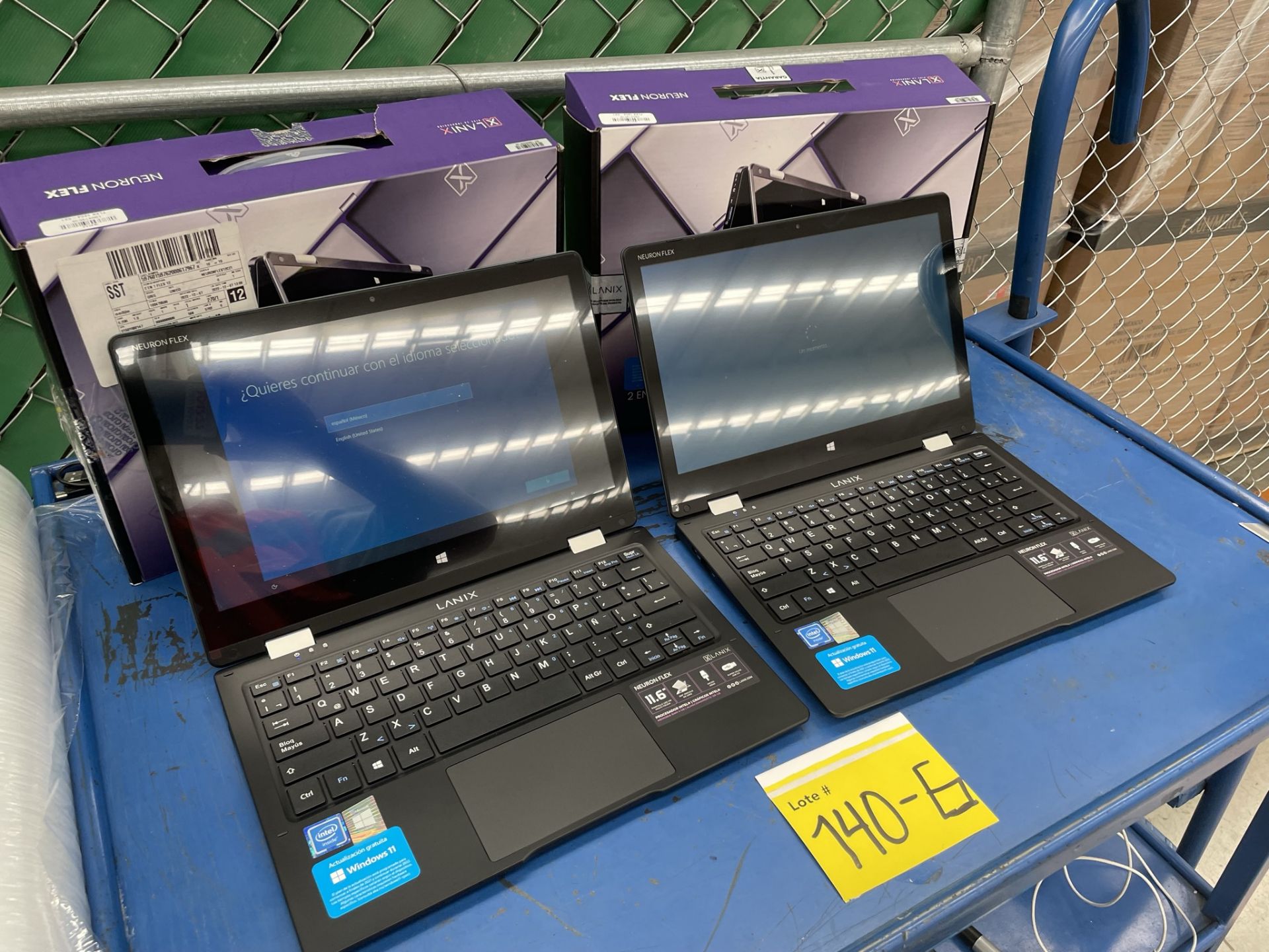 (EQUIPO NUEVO) Lote De 2 Laptops Contiene: 1 Laptop Marca LANIX, Modelo NEURON FLEX, Serie N/D, Col - Image 6 of 9