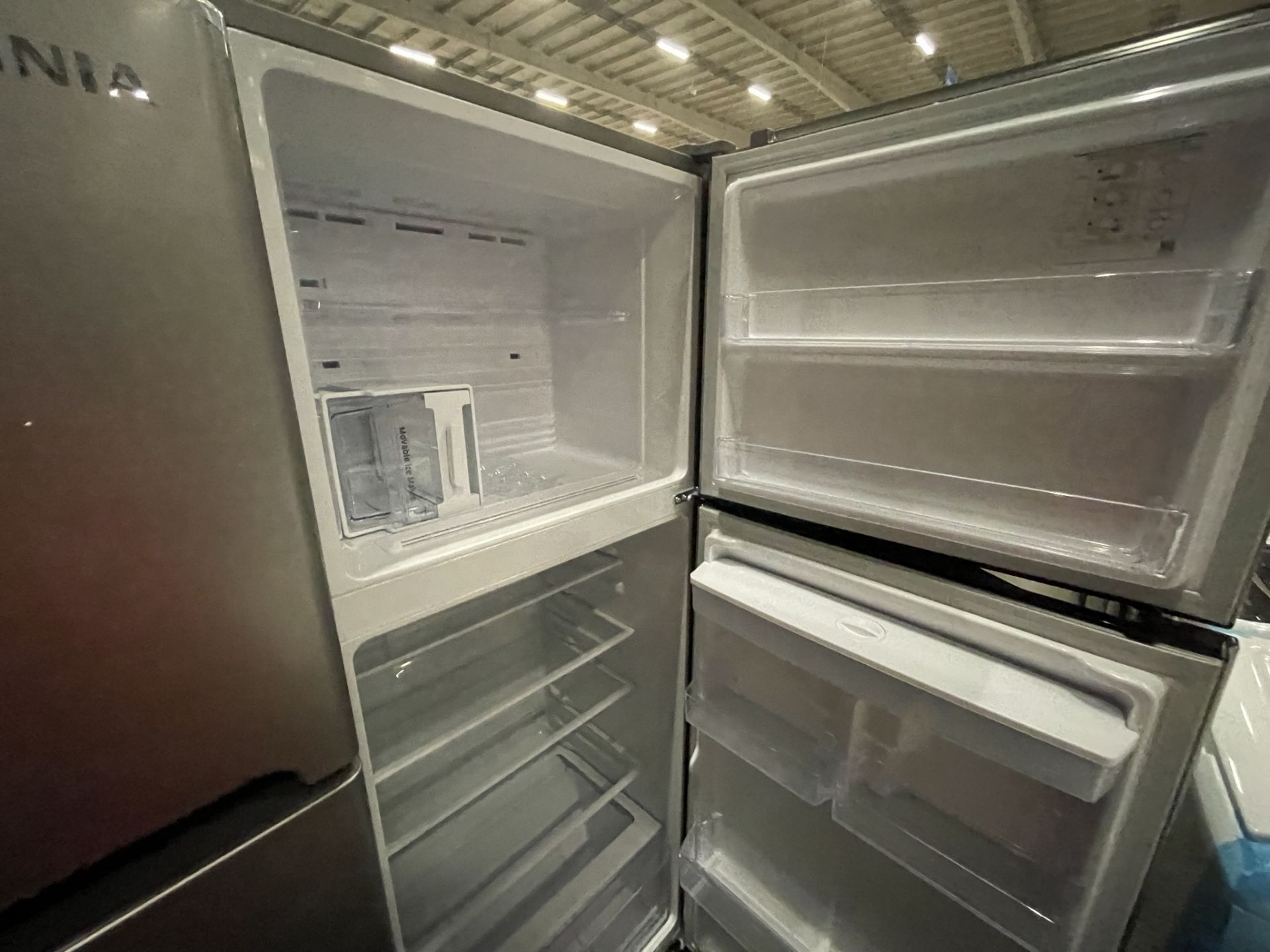 (EQUIPO NUEVO) 1 Refrigerador Con Dispensador De Agua Marca SAMSUNG, Modelo RT38A571JS9, Serie A003 - Image 7 of 9