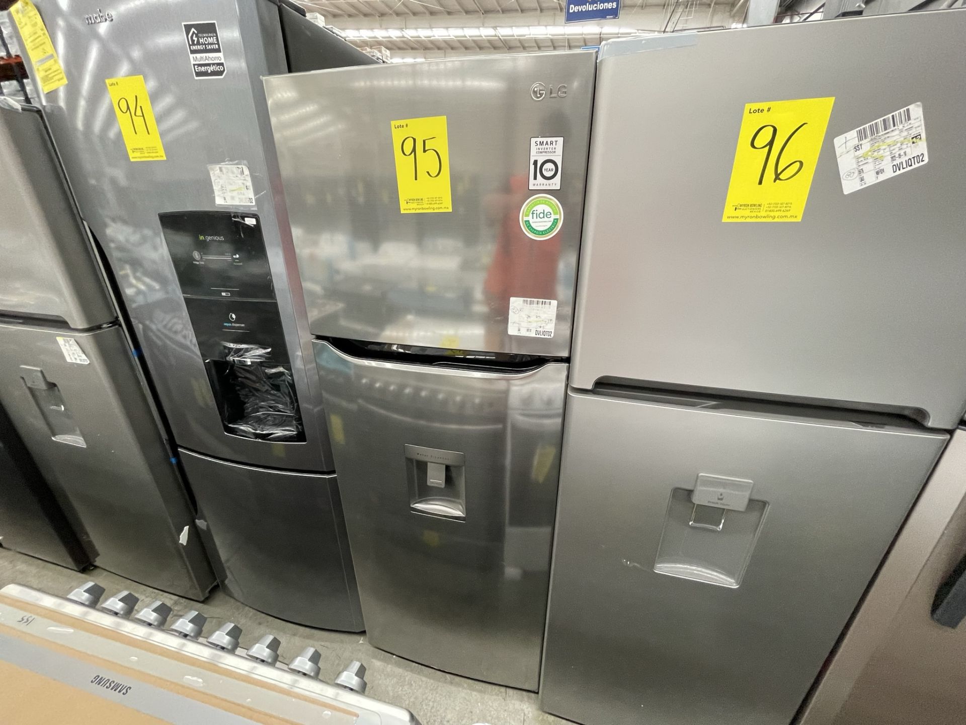 (EQUIPO NUEVO) 1 Refrigerador Con Dispensador De Agua Marca LG, Modelo GT32WDC, Serie X0S114, Color - Image 3 of 9