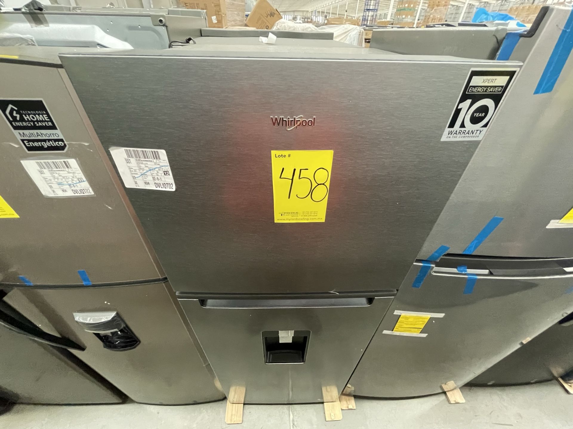 (EQUIPO NUEVO) 1 Refrigerador Con Dispensador De Agua Marca Whirlpool, Modelo WT1133M, Serie VSB248 - Image 2 of 8