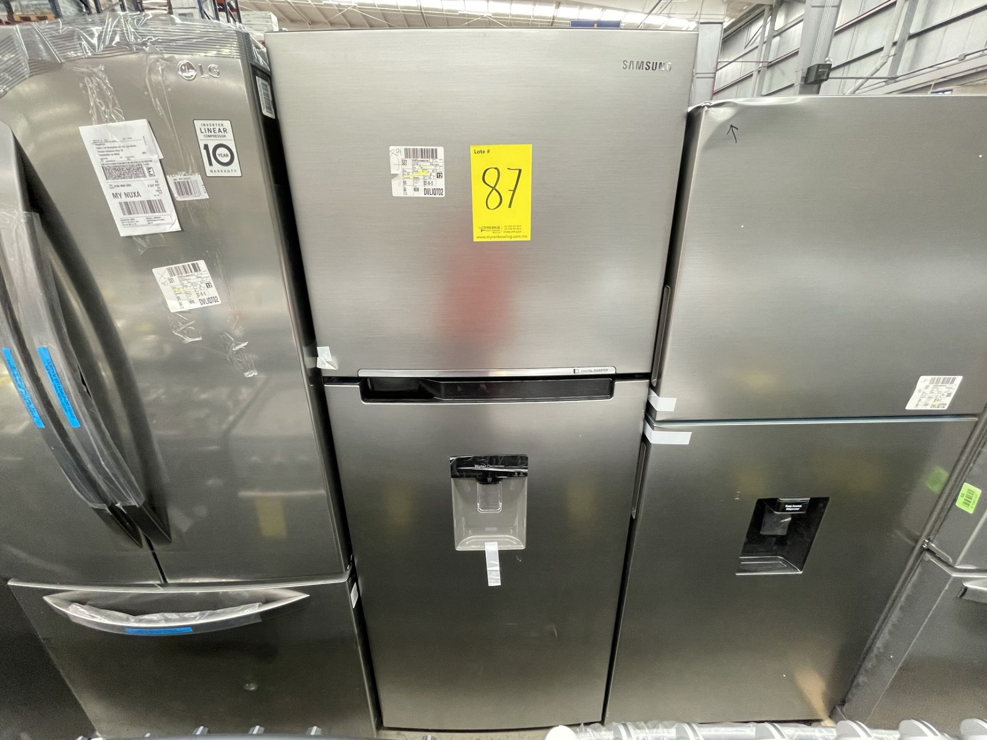 (EQUIPO NUEVO) 1 Refrigerador Con Dispensador De Agua Marca SAMSUNG, Modelo RT38A571JS9, Serie 9015