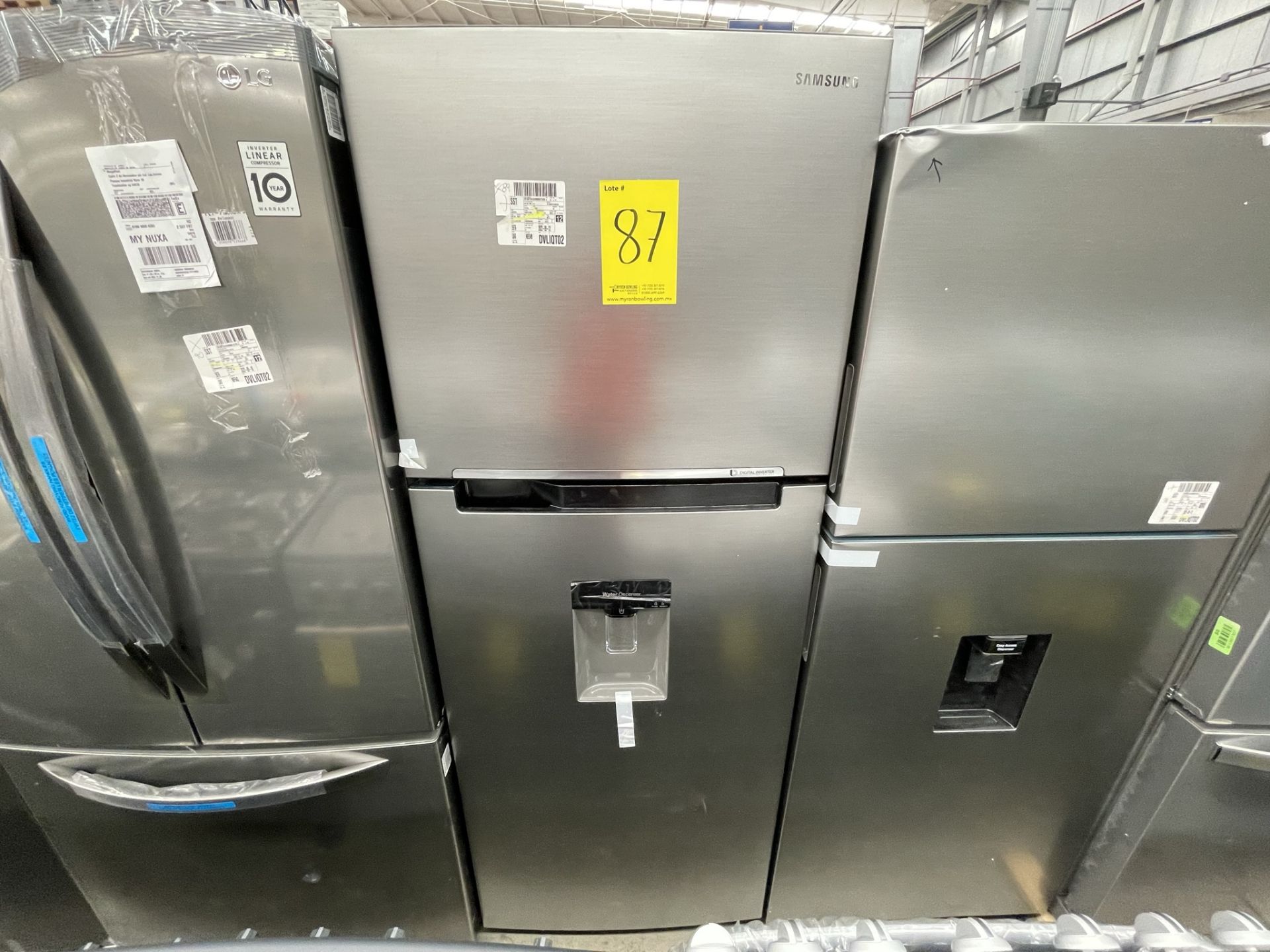 (EQUIPO NUEVO) 1 Refrigerador Con Dispensador De Agua Marca SAMSUNG, Modelo RT38A571JS9, Serie 9015 - Image 2 of 8