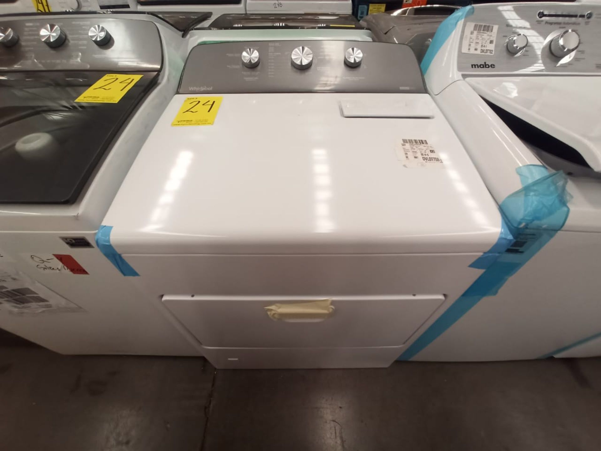 Lote de 1 Lavadora y 1 secadora contiene: 1 lavadora de 18 kg Marca Whirlpool, Modelo 8MWTW1823WJM0 - Image 2 of 14