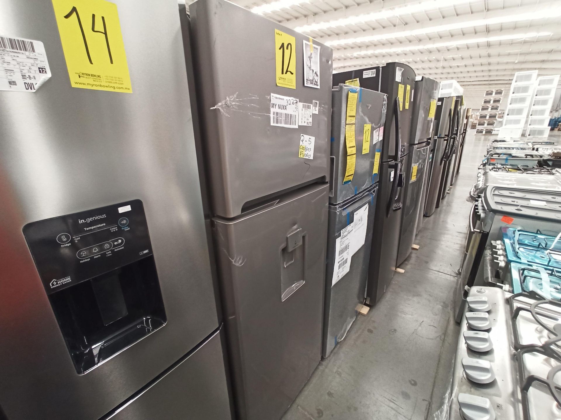 Lote de 2 refrigeradores contiene: 1 Refrigerador Marca WHIRLPOOL, Modelo WT1230K, Serie VSB3739992 - Image 13 of 18