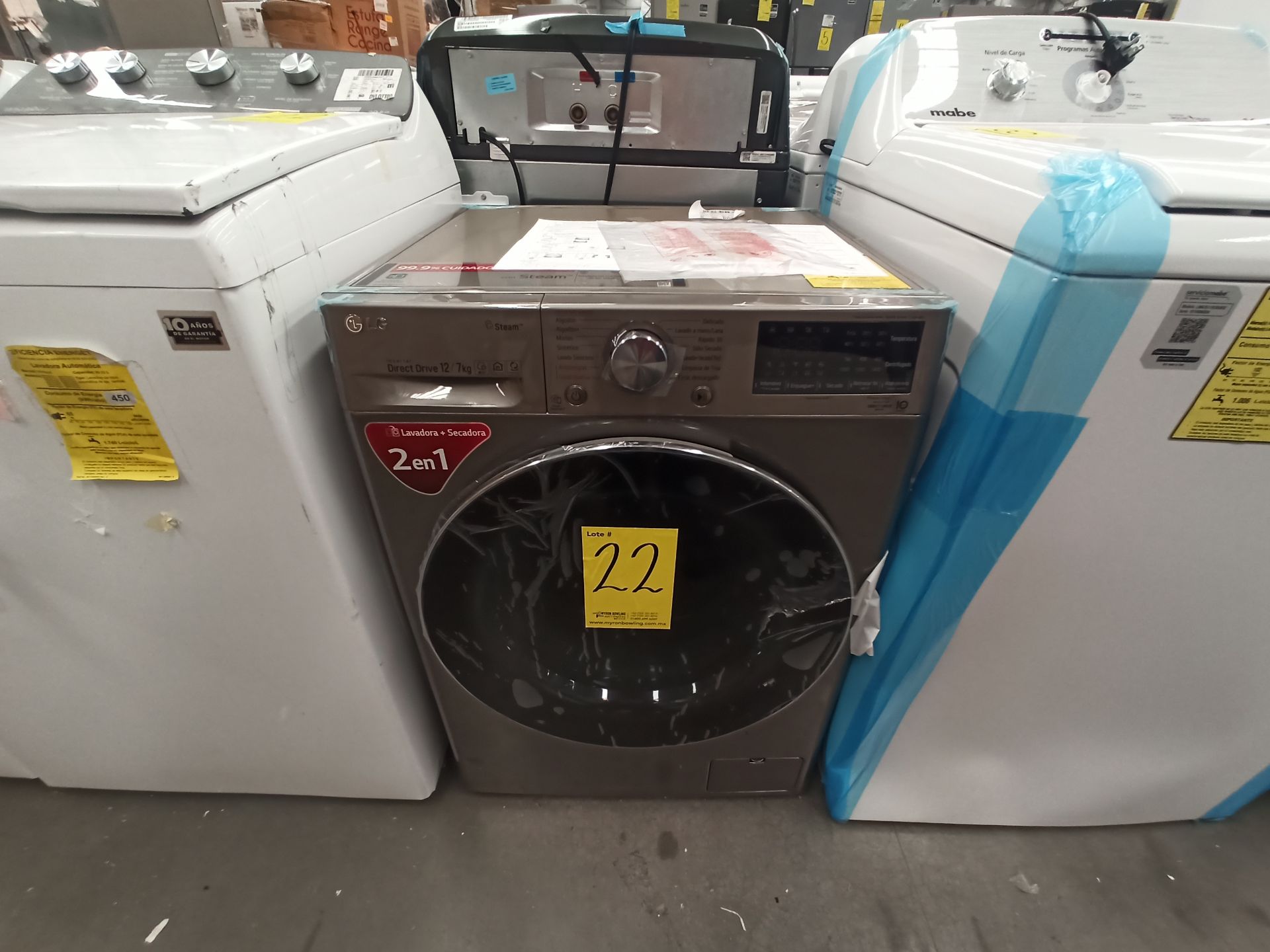 Lote de 2 Lavadoras contiene: 1 Lavasecadora de 12/7 KG Marca LG, Modelo WD12VVC4S6S, Serie W1M946,