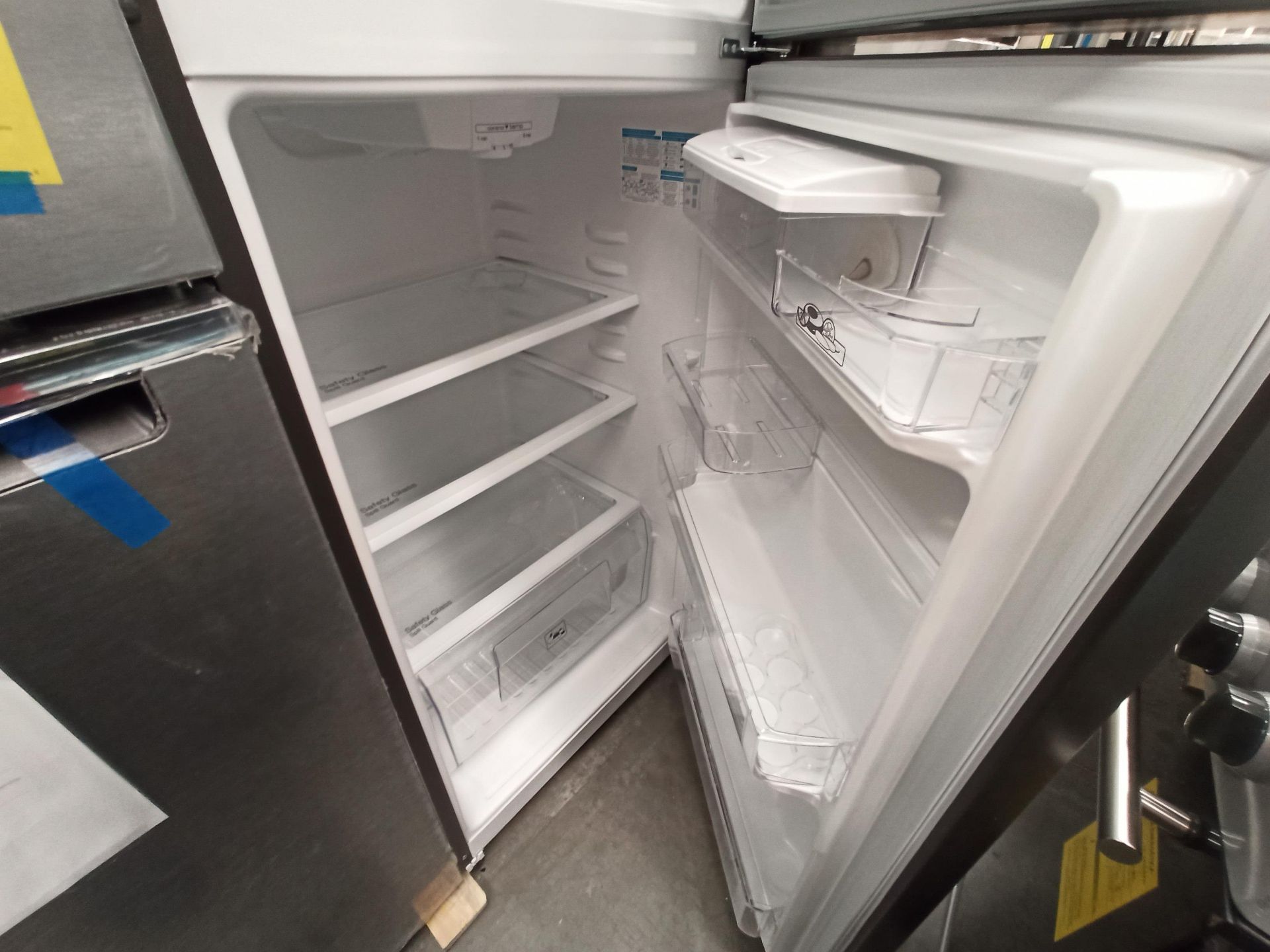 Lote de 2 refrigeradores contiene: 1 Refrigerador Marca WHIRLPOOL, Modelo WT1818A, Serie 878989, Co - Image 15 of 16