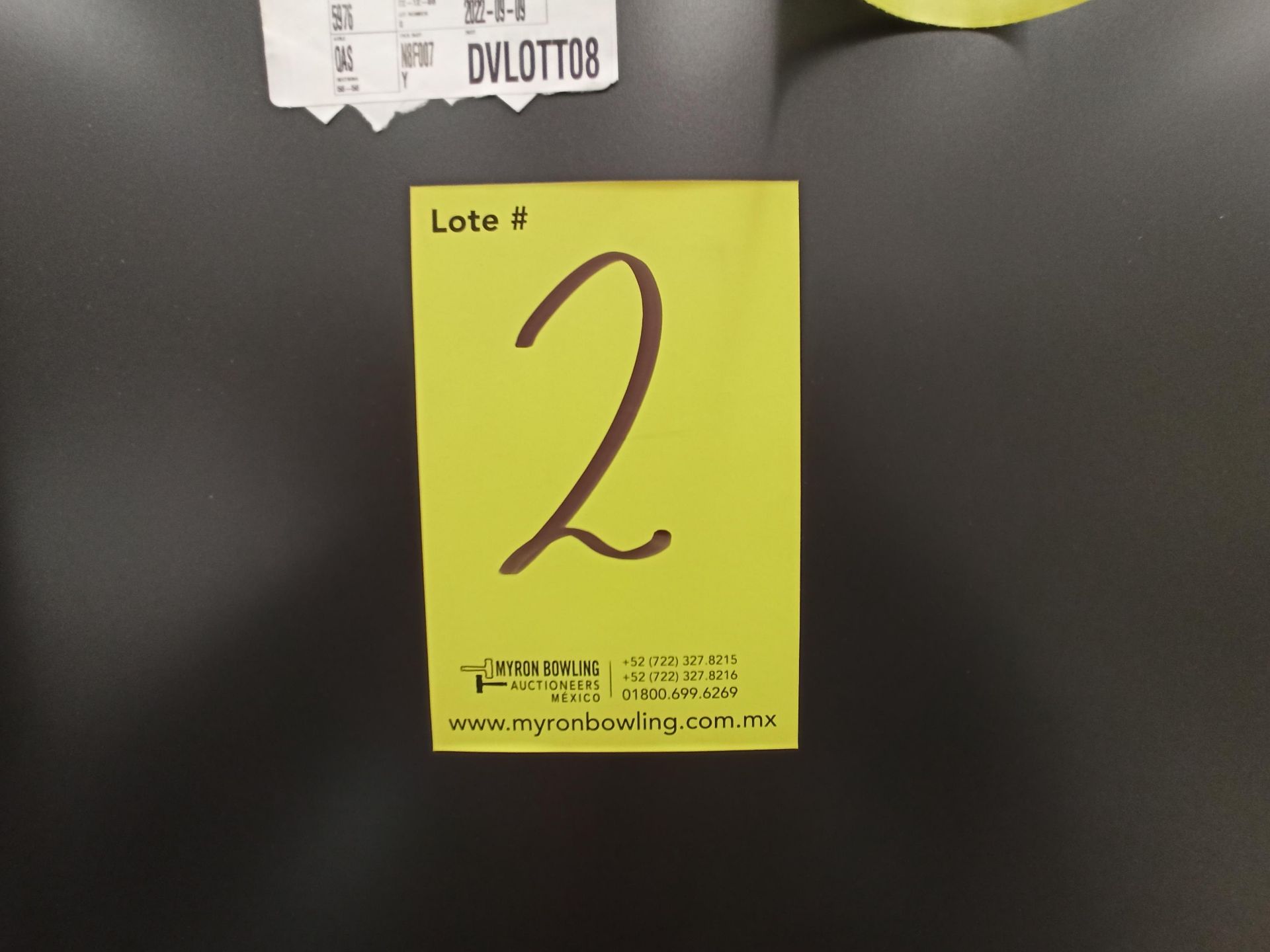 Lote de 2 refrigeradores contiene: 1 Refrigerador con dispensador de agua Marca MABE, Modelo RMA300 - Image 9 of 17