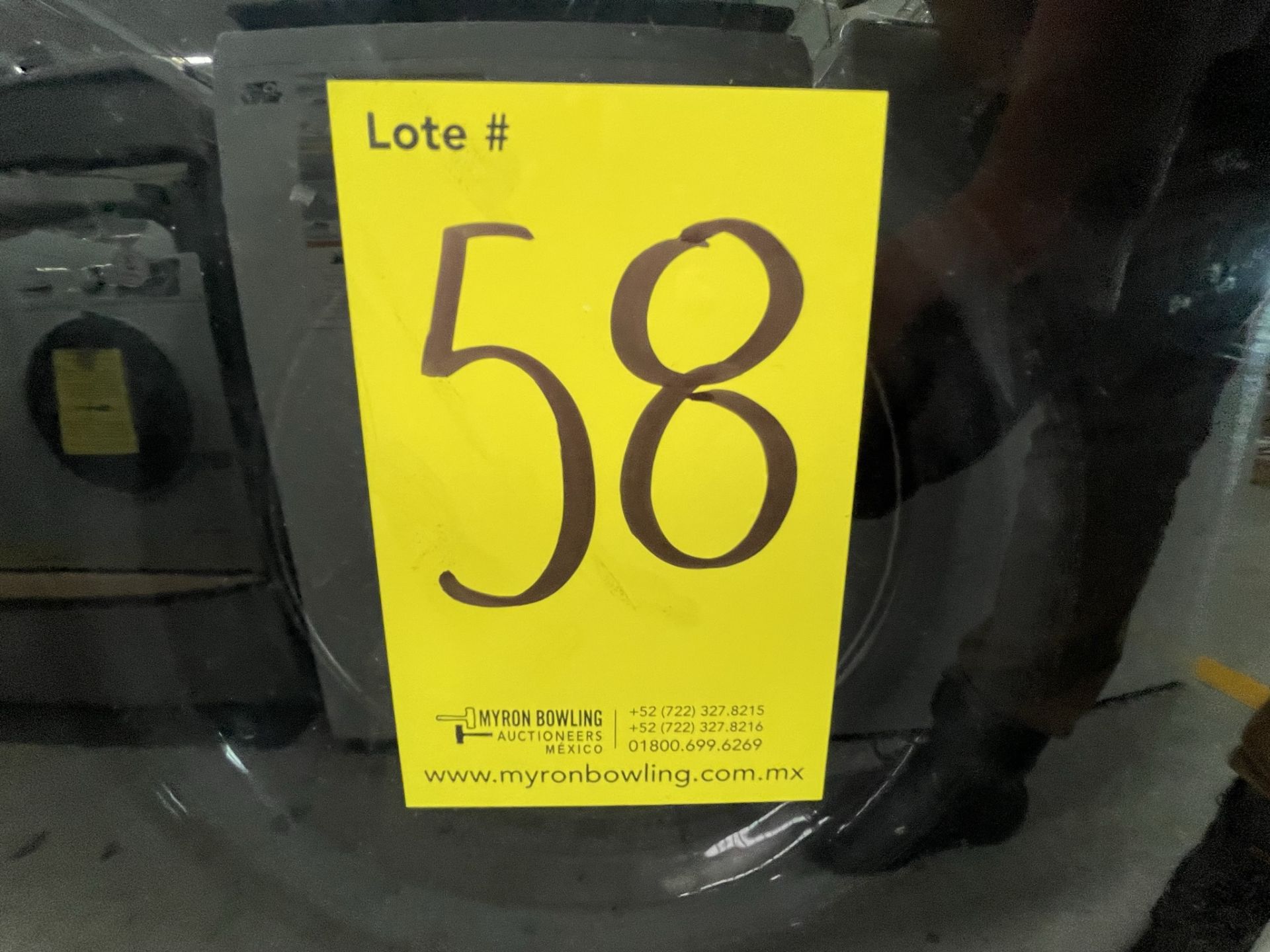 Lote de 2 Lavadoras contiene: 1 Lavasecadora de 12/5 KG Marca SAMSUNG, Modelo WD12TT04DBE, Serie 80 - Image 9 of 10