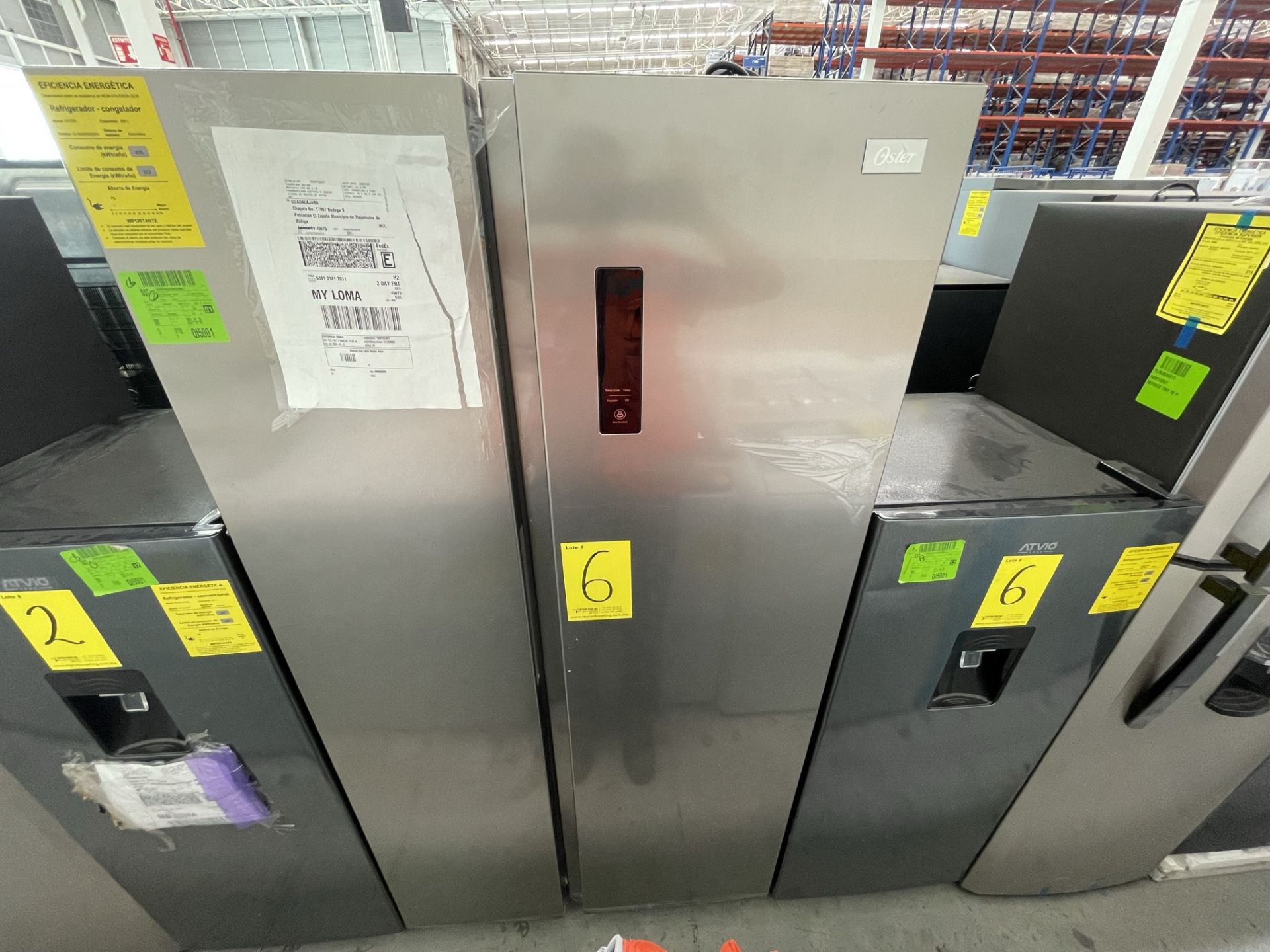 Lote de 2 Refrigeradores contiene: 1 Refrigerador Marca OSTER, Modelo OSSBSME20SSEVI, Serie N/D, Col - Image 5 of 23