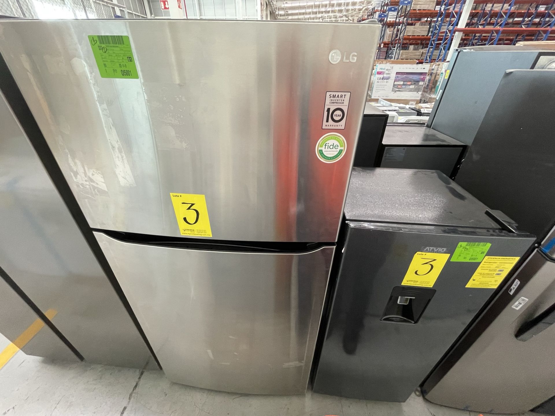 Lote de 2 Refrigeradores contiene: 1 Refrigerador Marca LG, Modelo GT24BS, Serie T1C953, Color Gris - Image 3 of 23