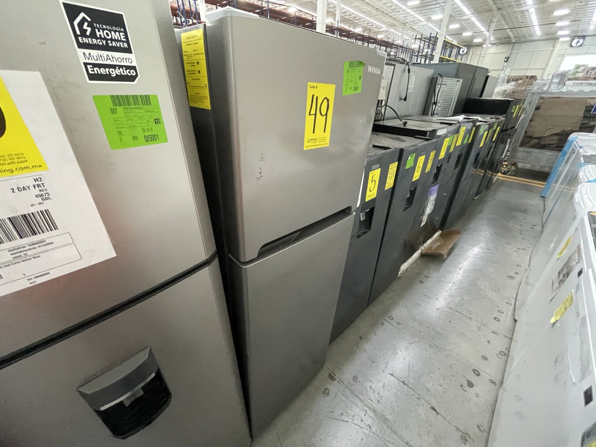 Lote de 2 Refrigeradores contiene: 1 Refrigerador Marca WINIA, Modelo DRF25210GN, Serie 370028, Col - Image 17 of 28