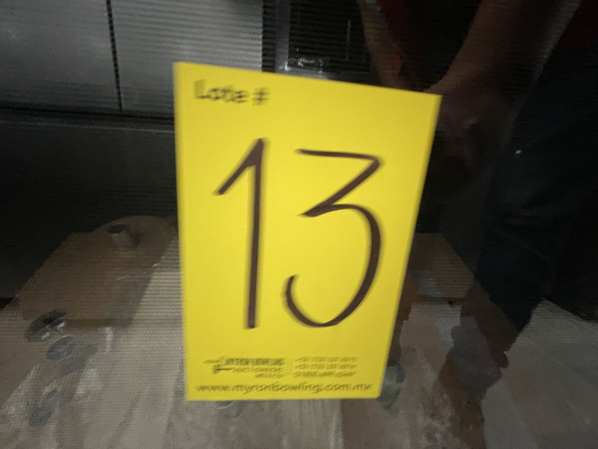 Lote de 2 estufas contiene: 1 Estufa de 6 quemadores Marca WHIRLPOOL, Modelo WF7419D00, Serie VEB34 - Image 10 of 10