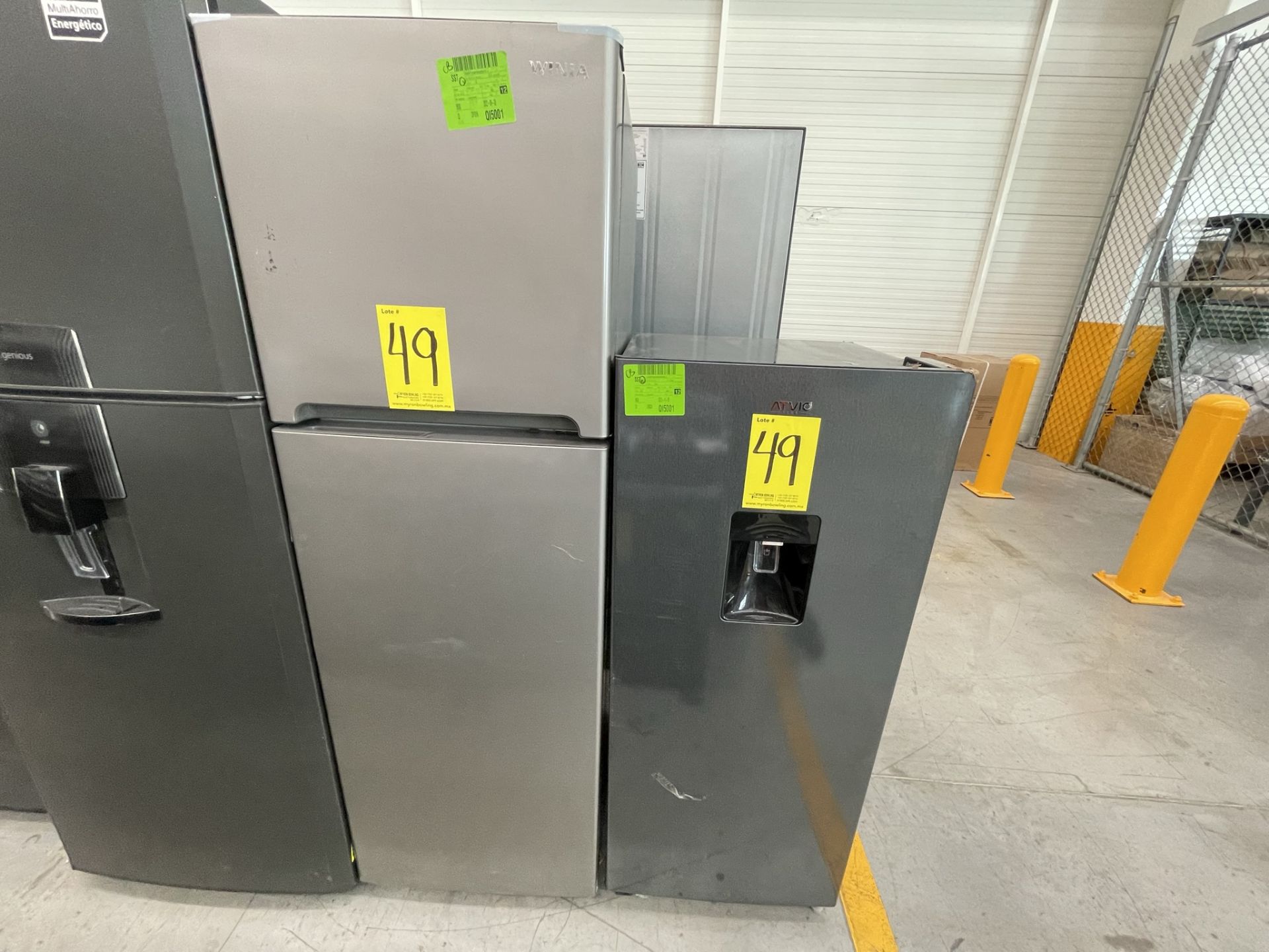 Lote de 2 Refrigeradores contiene: 1 Refrigerador Marca WINIA, Modelo DRF25210GN, Serie 370028, Col - Image 9 of 28