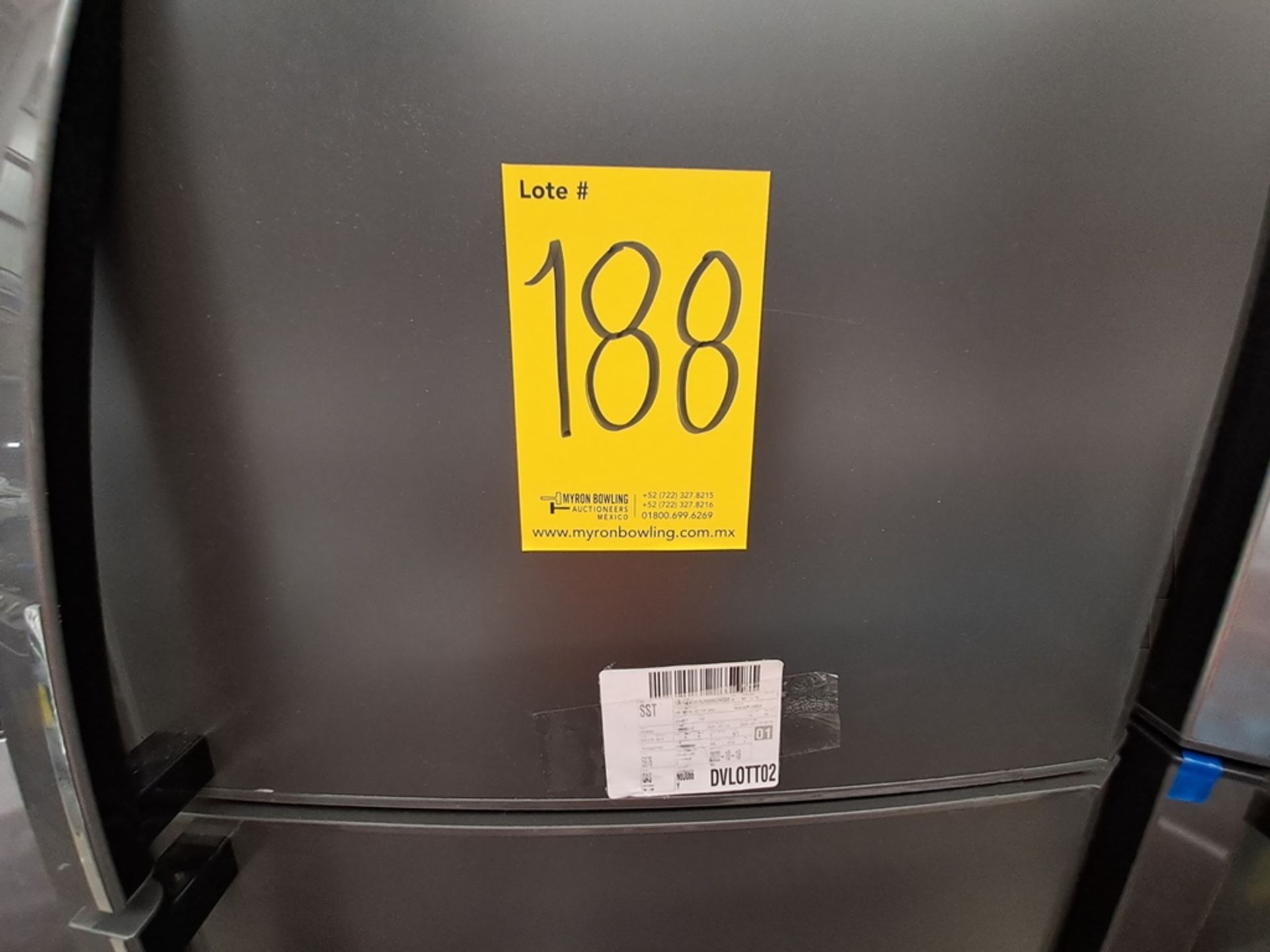 (Daño estético) Lote de 2 refrigeradores contiene: 1 Refrigerador con dispensador de agua Marca MAB - Image 8 of 8