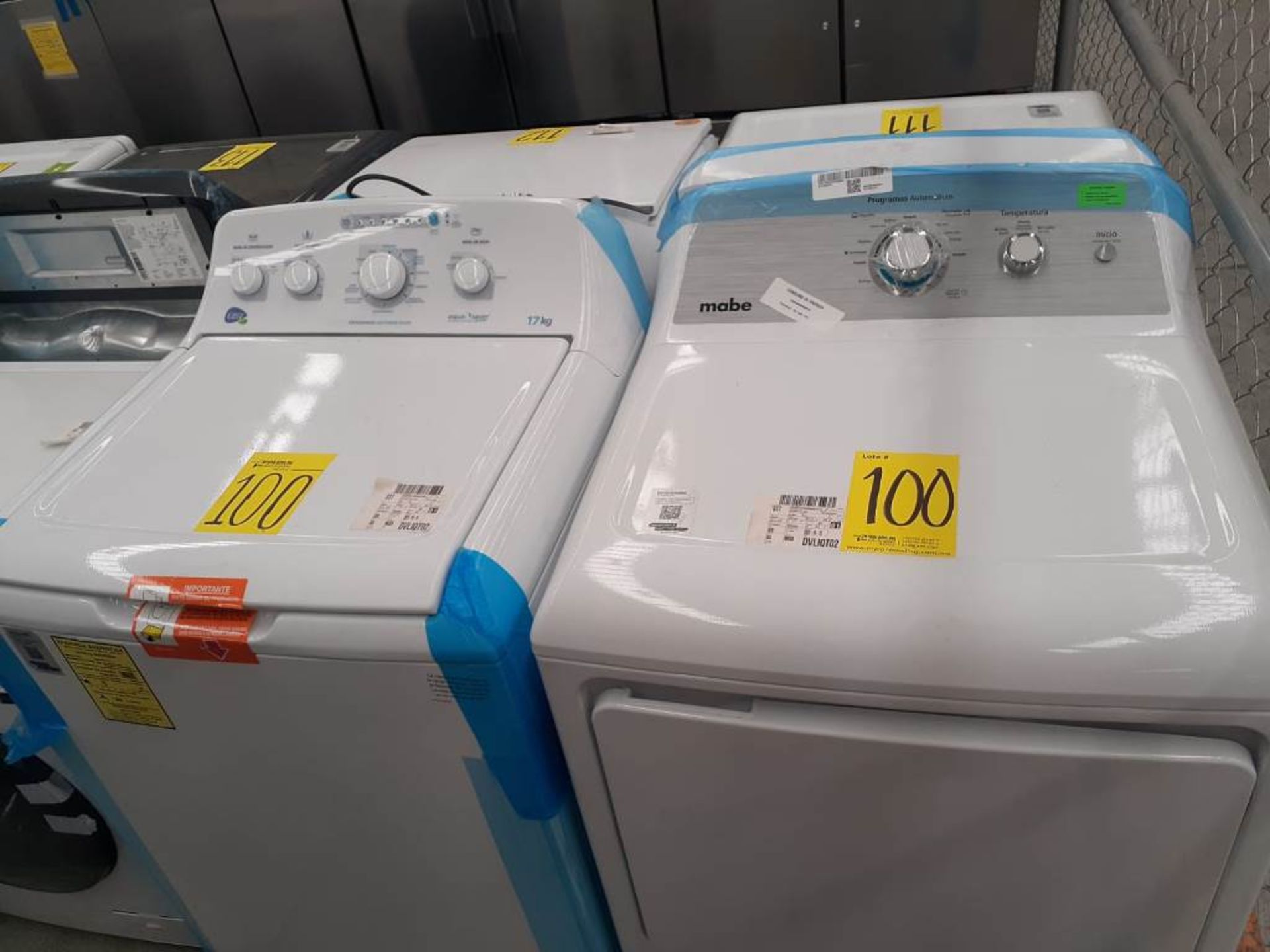 (Equipo nuevo) Lote de lavadora y secadora contiene: 1 Lavadora de 17 KG Marca EASY, Modelo LEA7711