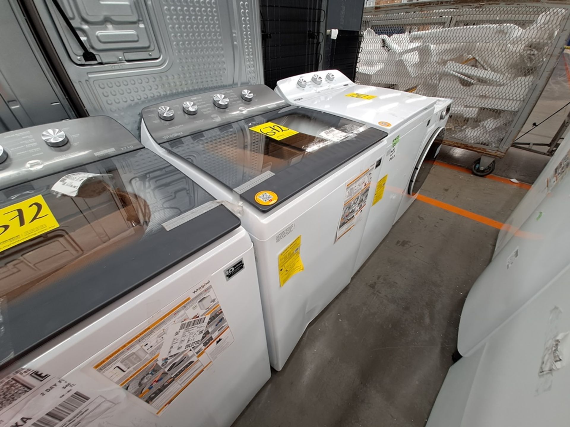 (Detalle estético) Lote de 2 lavadoras contiene: 1 Lavadora de 22 KG Marca WHIRLPOOL, Modelo 8MWTW2 - Image 5 of 9