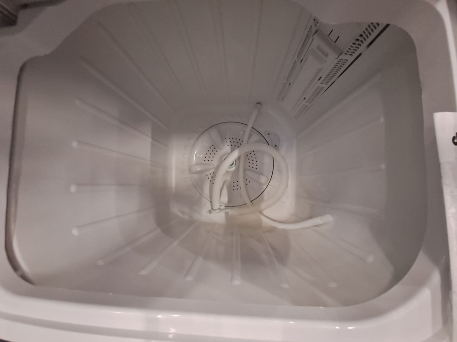 Lote de 3 lavadoras contiene: 1 Lavadora de 16 KG Marca ATVIO, Modelo TT161MX, Serie ND, Color BLAN - Image 4 of 7