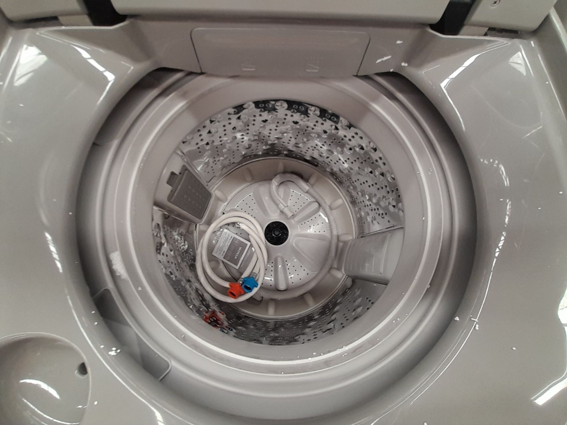 Lote de 2 lavadoras contiene: 1 lavadora de 19 KG Marca WINIA, Modelo DG1B386CWW1, Serie ND, Color - Image 4 of 6