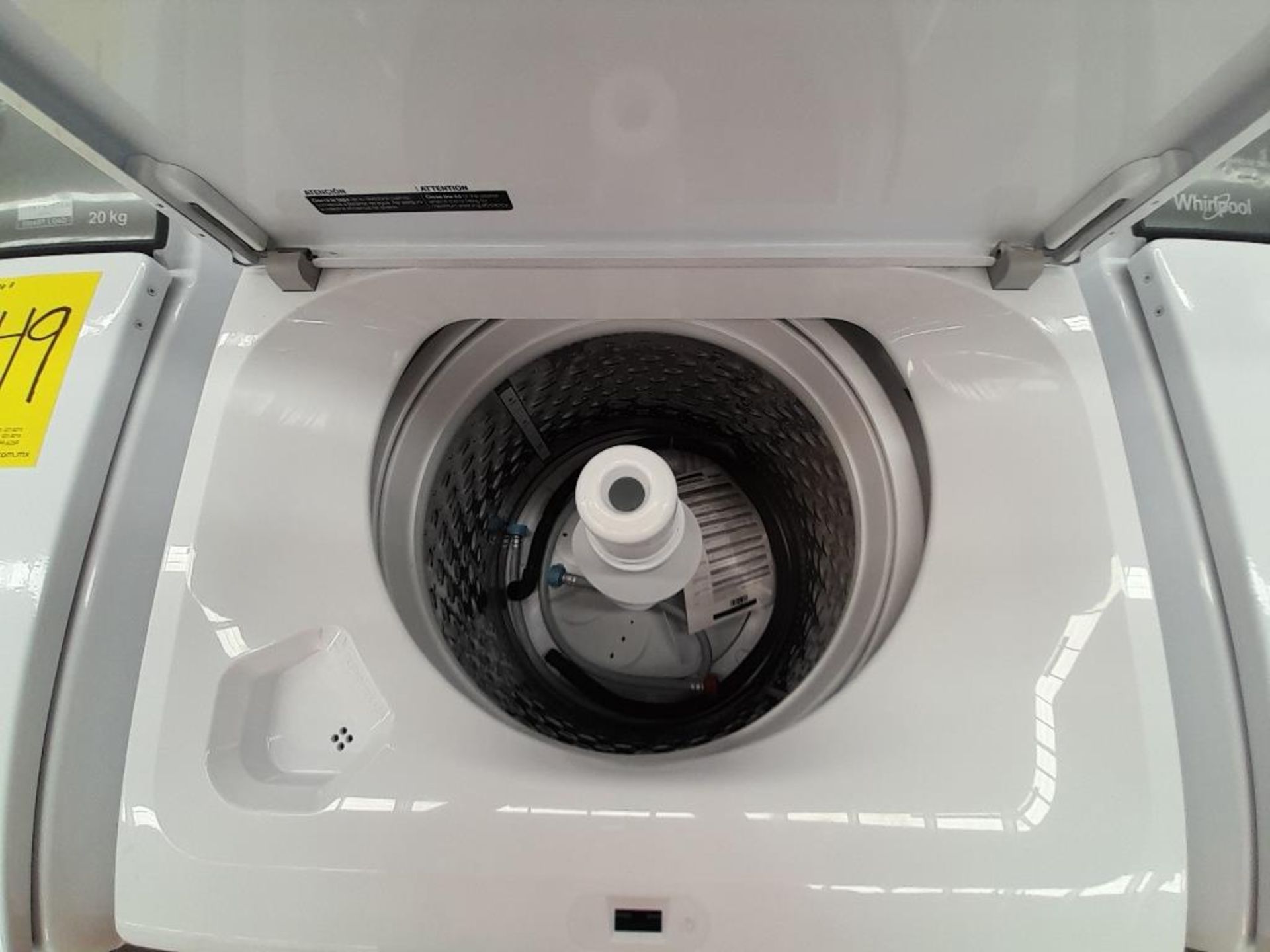 Lote de 2 lavadoras contiene: 1 lavadora de 20 KG Marca WHIRLPOOL, Modelo 8MWTW2024MJM0, Serie HLB3 - Image 4 of 6