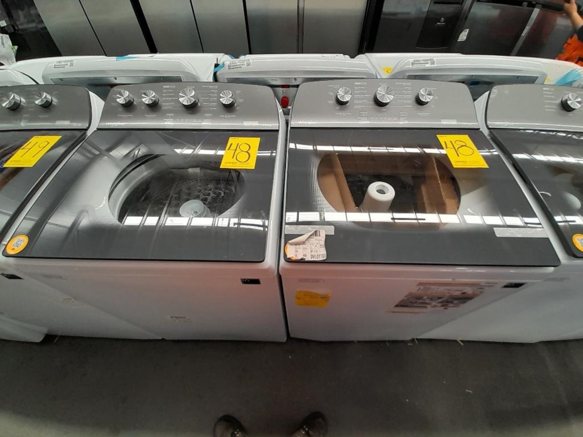Lote de 2 lavadoras contiene: 1 lavadora de 22 KG Marca WHIRLPOOL, Modelo 8MWTW2224WJM0, Serie HLC0