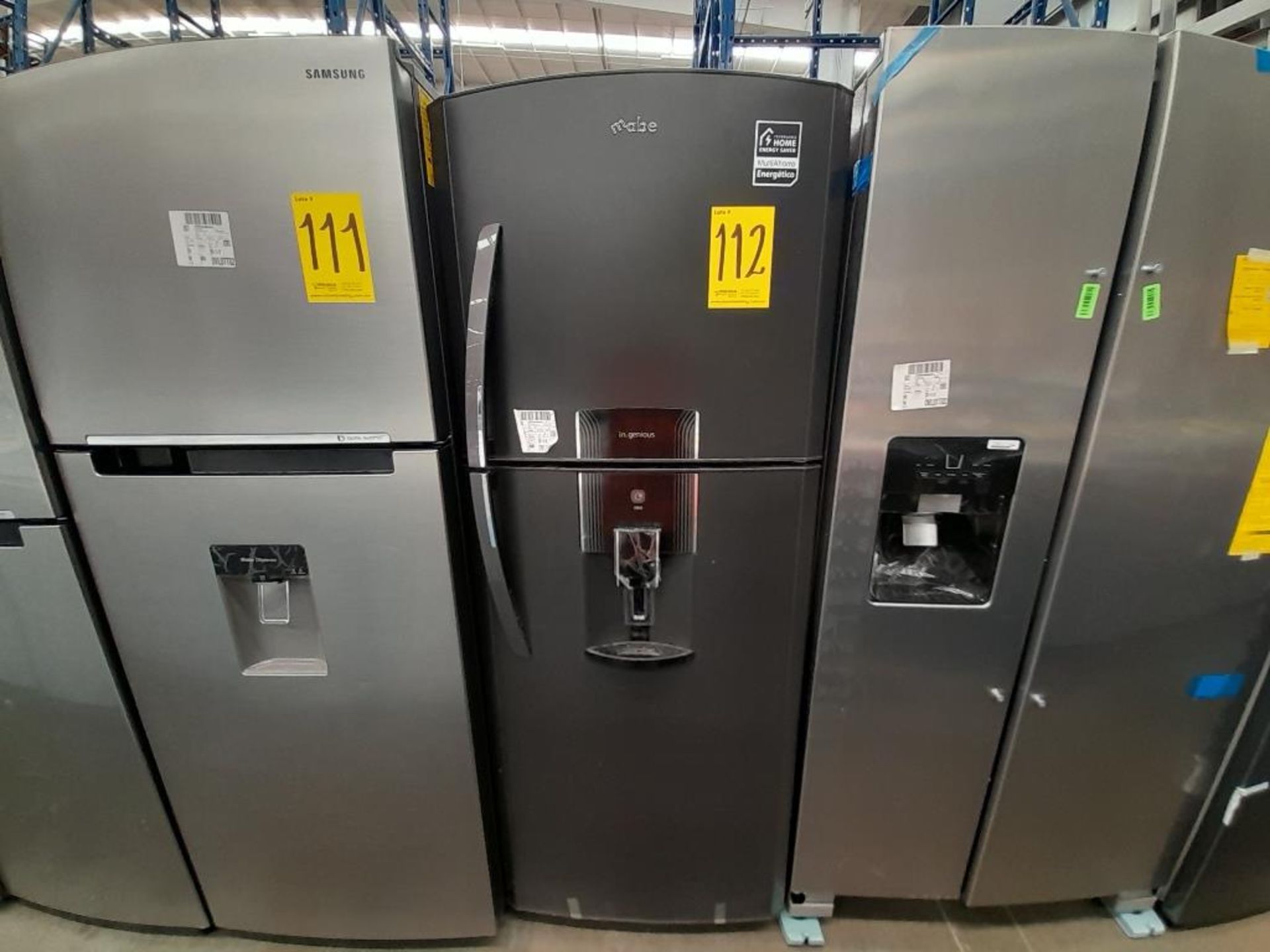 Lote de 1 Refrigerador con dispensador de agua Marca MABE, Modelo RME360FD, Serie 812552, Color