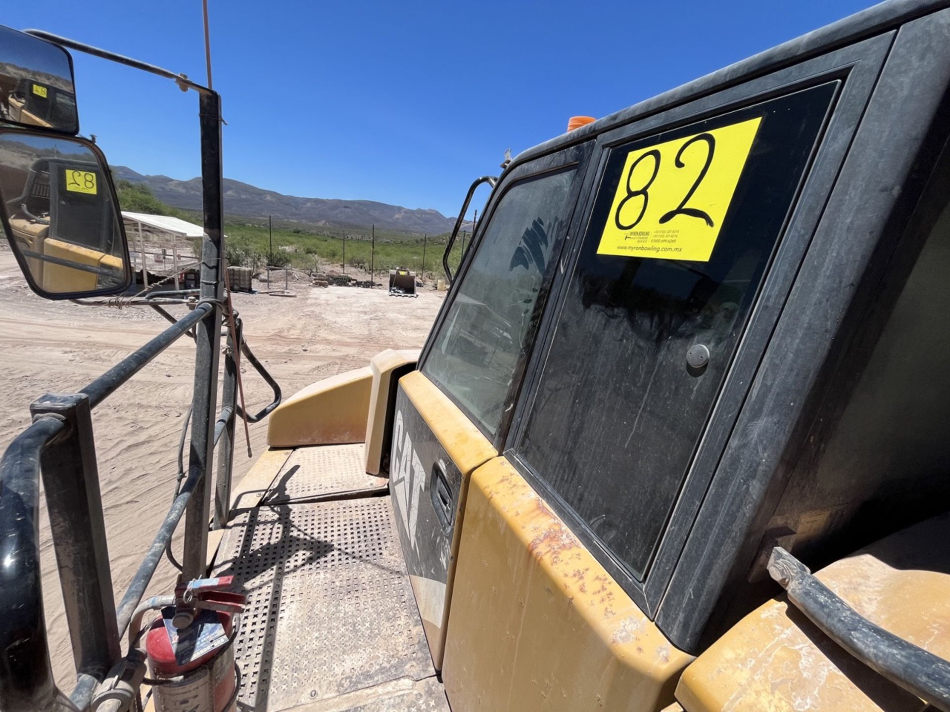 Caterpillar Articulated dump truck, Model 740B, Series CAT0740BAL4E02420 , Year 2013, Hours of use: - Image 27 of 46