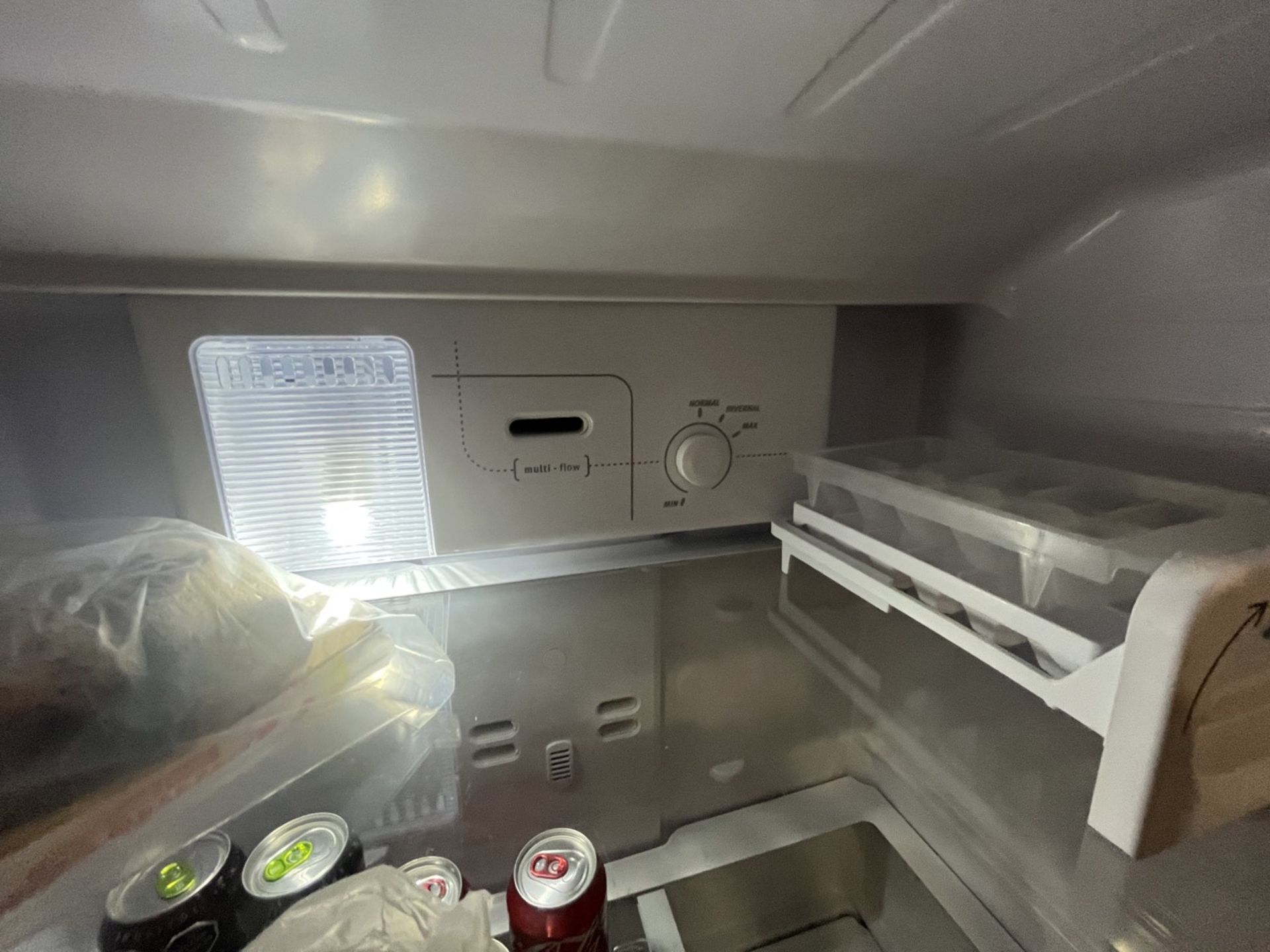 Frigidare two-door gray refrigerator, Model FRT164AG, Series MR5XN084, 127 V. / Refrigerador de dos - Image 4 of 6