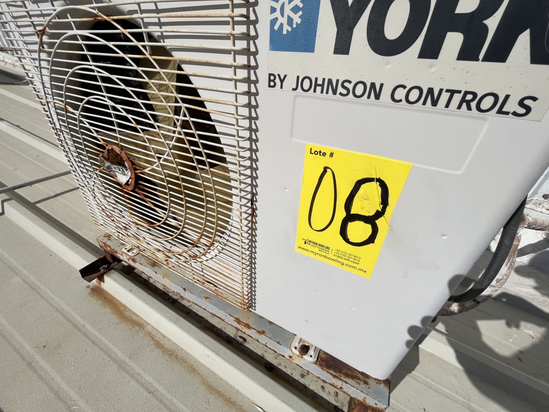 York minisplit air conditioner with control, Model YSEA12FS-ADK, Series 100001010140290131, 220 Vol - Image 13 of 14