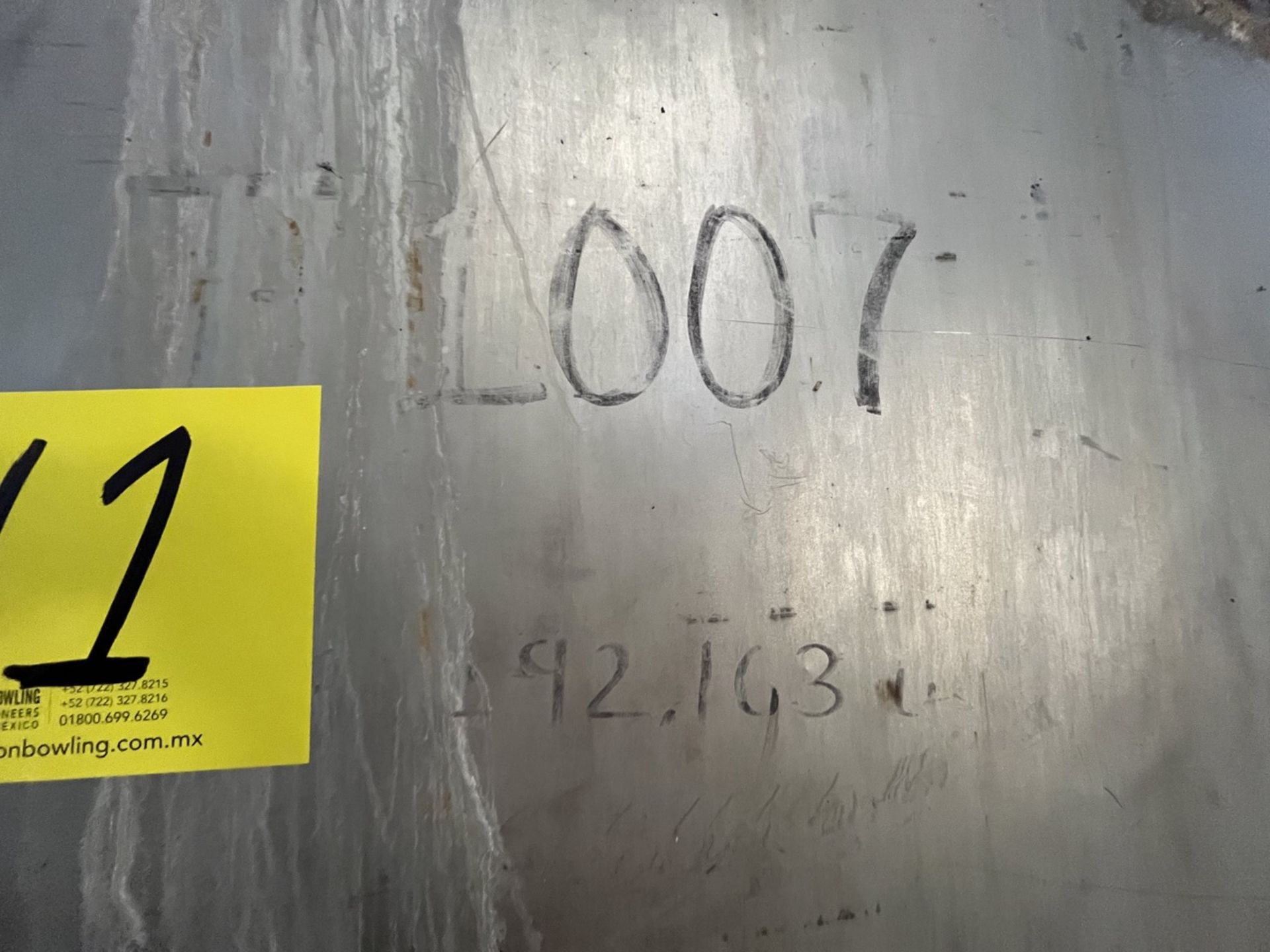 Stainless steel storage tank with a capacity of 192,163 liters, measuring approximately 6 meters in - Bild 8 aus 9